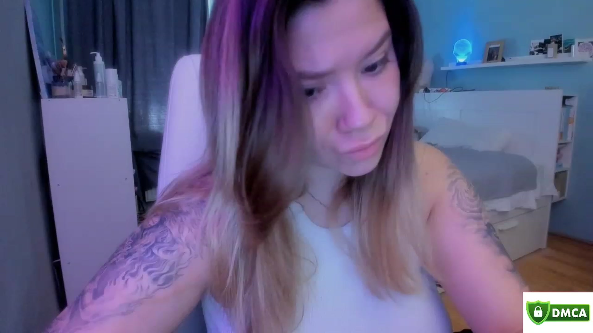 Gallery image thumbnail from NickyBlein's myfreecams stream on, 03/13/2024, 09:18 image 9 of 20