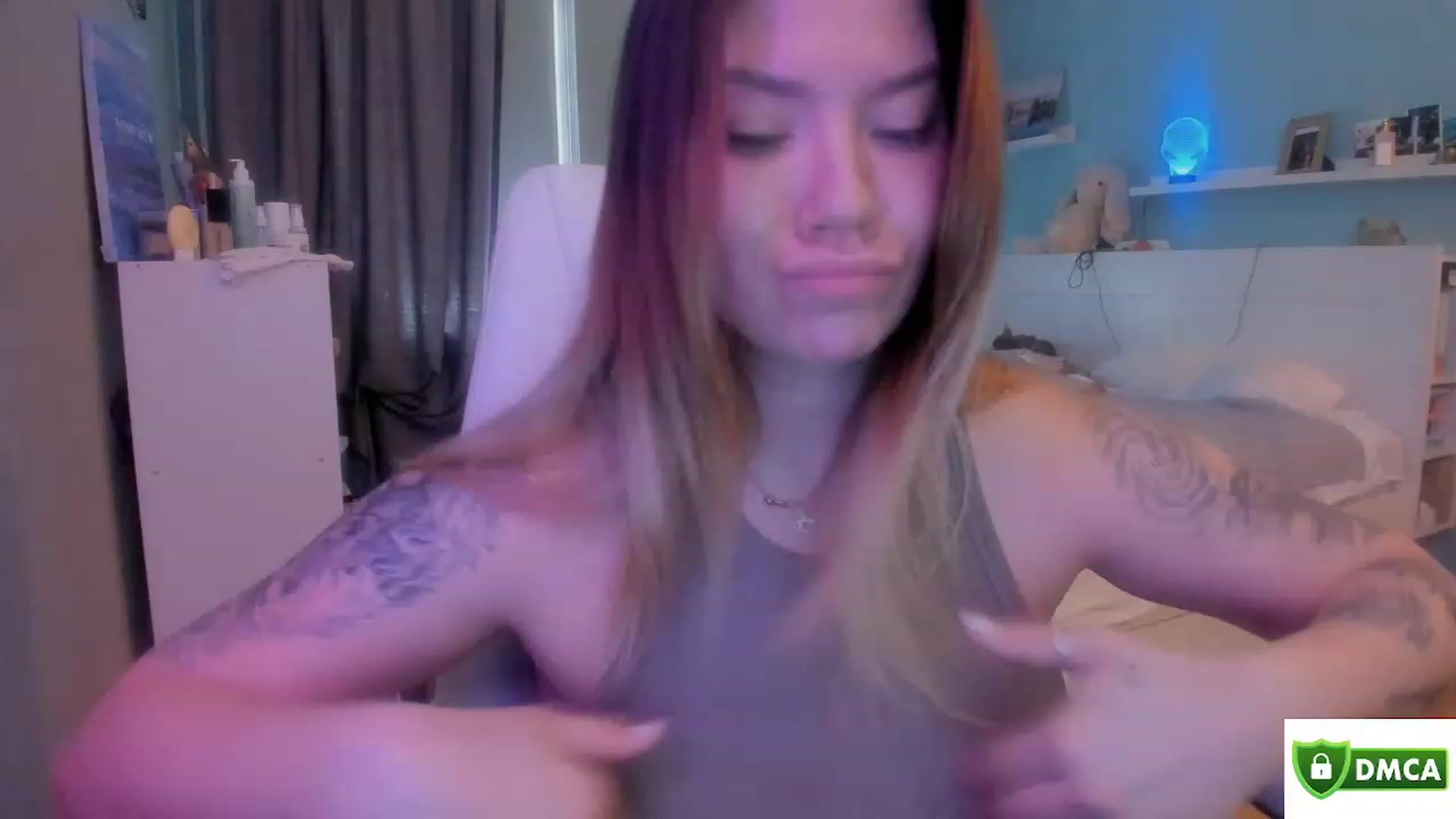 Gallery image thumbnail from NickyBlein's myfreecams stream on, 03/16/2024, 08:54 image 15 of 20