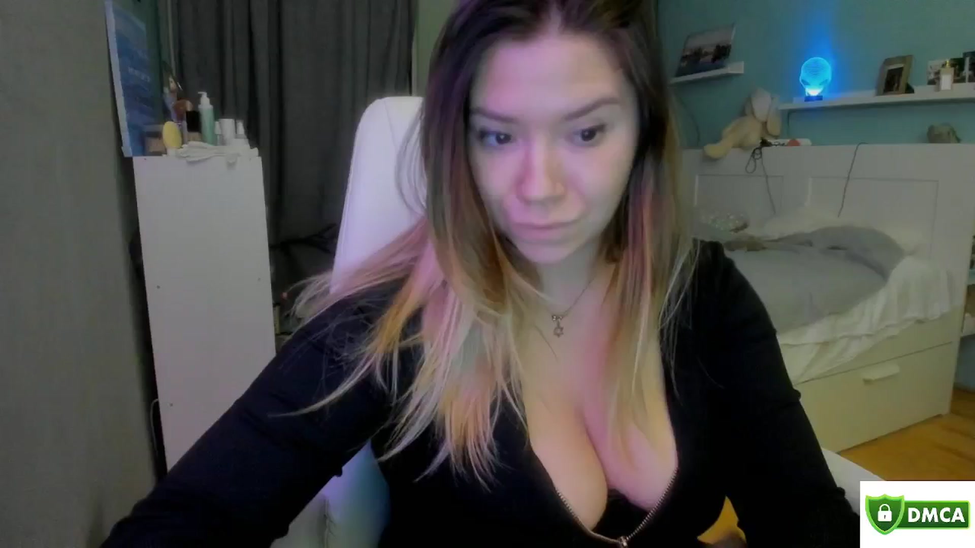 Gallery image thumbnail from NickyBlein's myfreecams stream on, 03/16/2024, 17:44 image 12 of 20