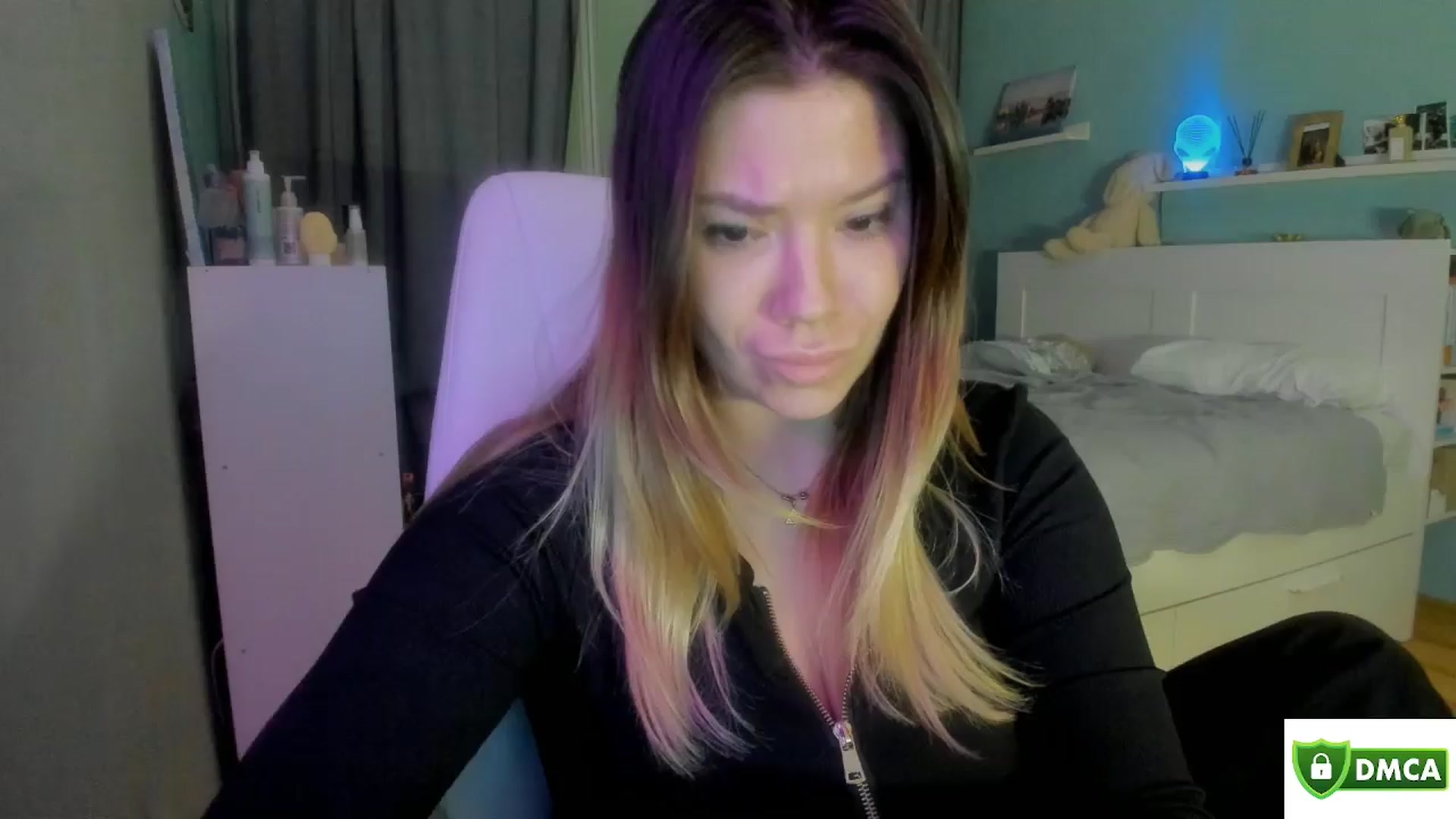 Gallery image thumbnail from NickyBlein's myfreecams stream on, 03/22/2024, 20:22 image 10 of 20