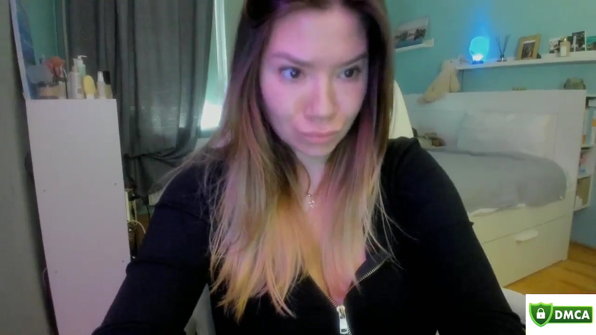 Gallery image thumbnail from NickyBlein's myfreecams stream on, 03/23/2024, 10:02 image 6 of 20