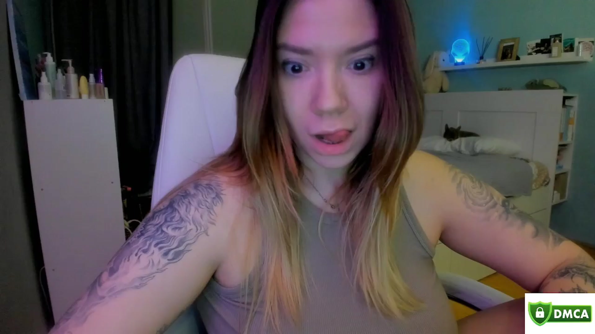 Gallery image thumbnail from NickyBlein's myfreecams stream on, 03/26/2024, 18:01 image 6 of 20
