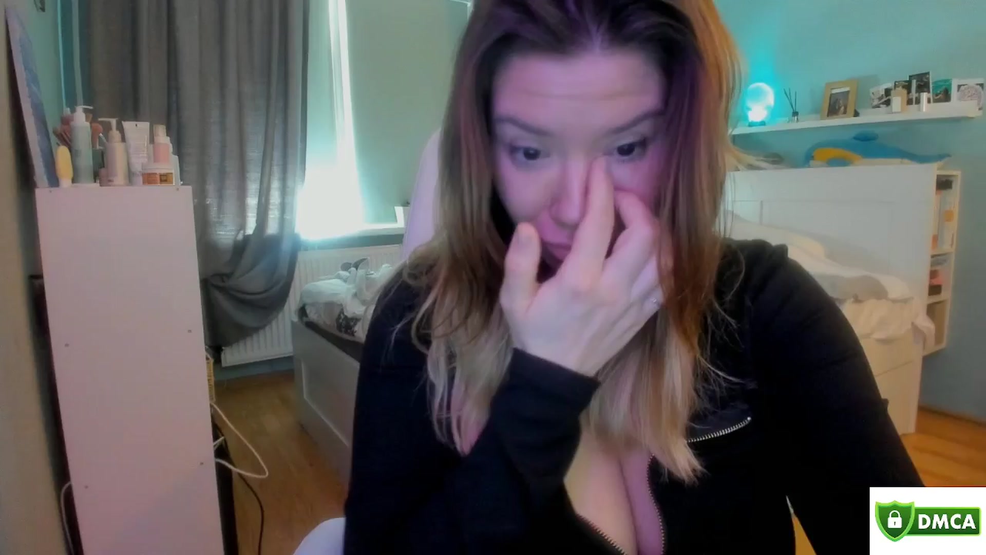 Gallery image thumbnail from NickyBlein's myfreecams stream on, 04/04/2024, 09:48 image 9 of 20