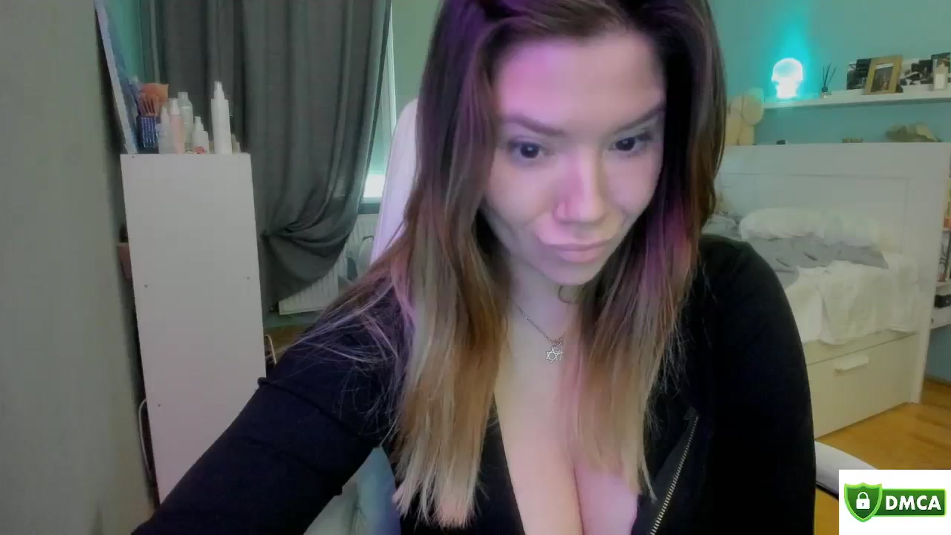 Gallery image thumbnail from NickyBlein's myfreecams stream on, 04/25/2024, 12:56 image 3 of 20