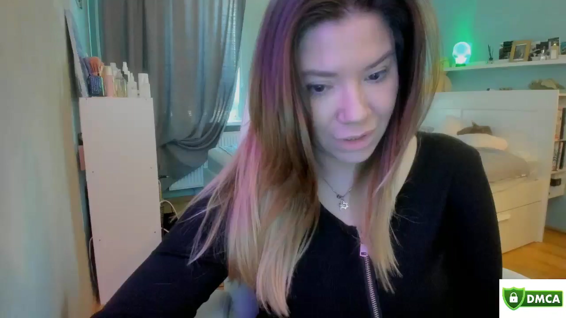 Gallery image thumbnail from NickyBlein's myfreecams stream on, 05/02/2024, 10:02 image 16 of 20