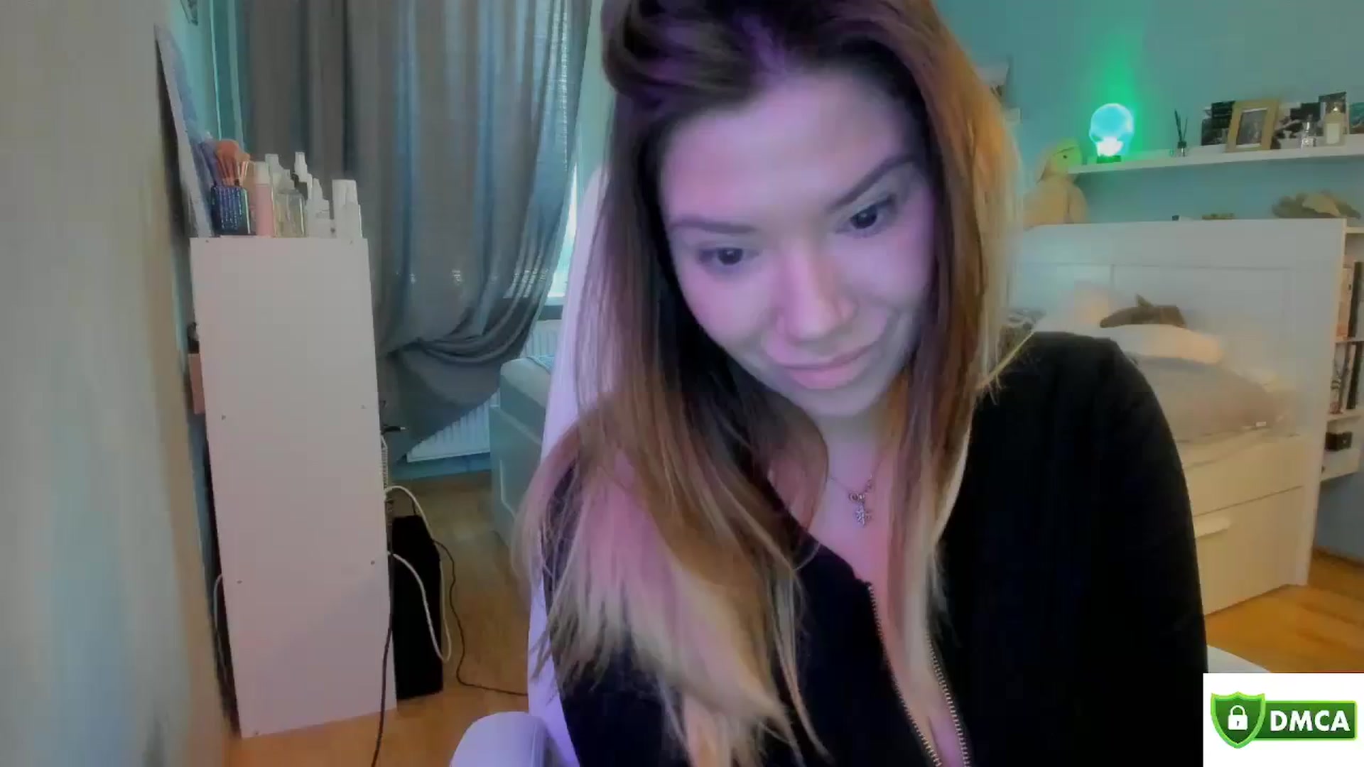 Gallery image thumbnail from NickyBlein's myfreecams stream on, 05/02/2024, 10:02 image 20 of 20