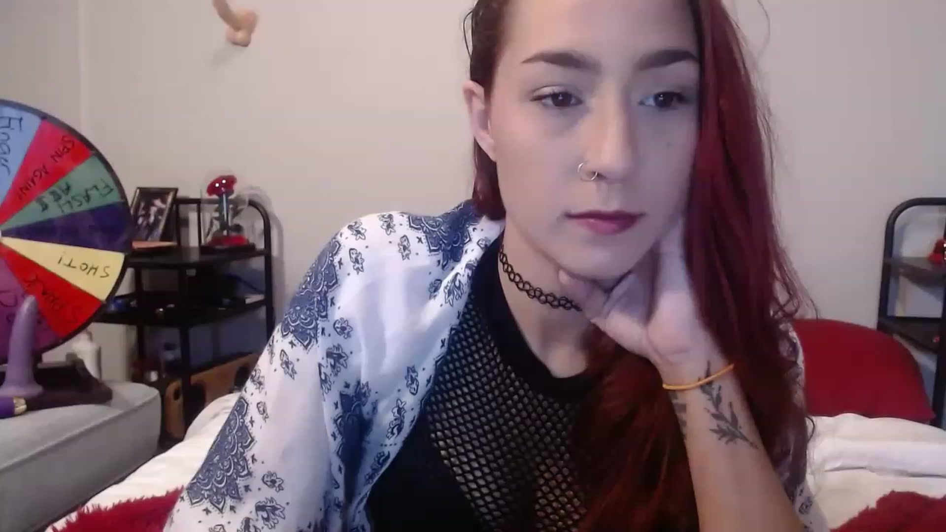 Gallery image thumbnail from Nickyx0x's myfreecams stream on, 12/16/2022, 17:42 image 2 of 20