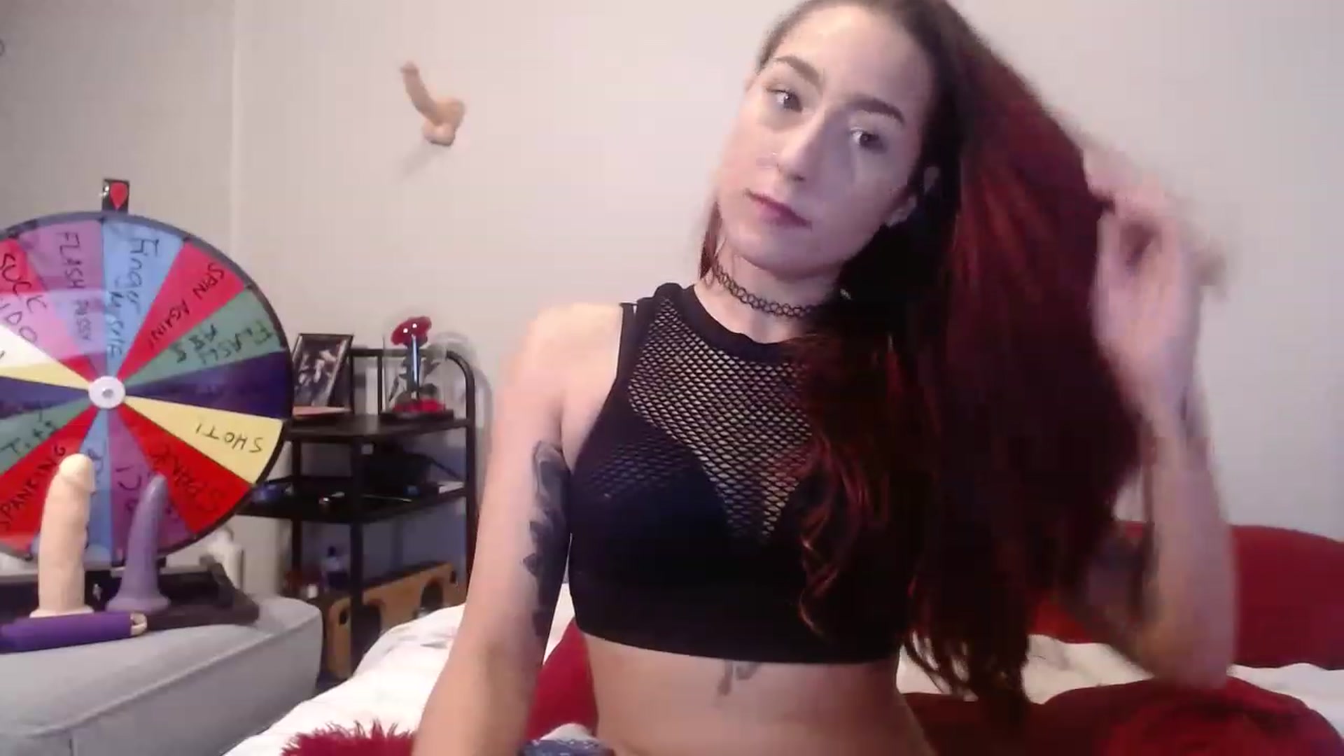 Gallery image thumbnail from Nickyx0x's myfreecams stream on, 12/16/2022, 18:06 image 19 of 20