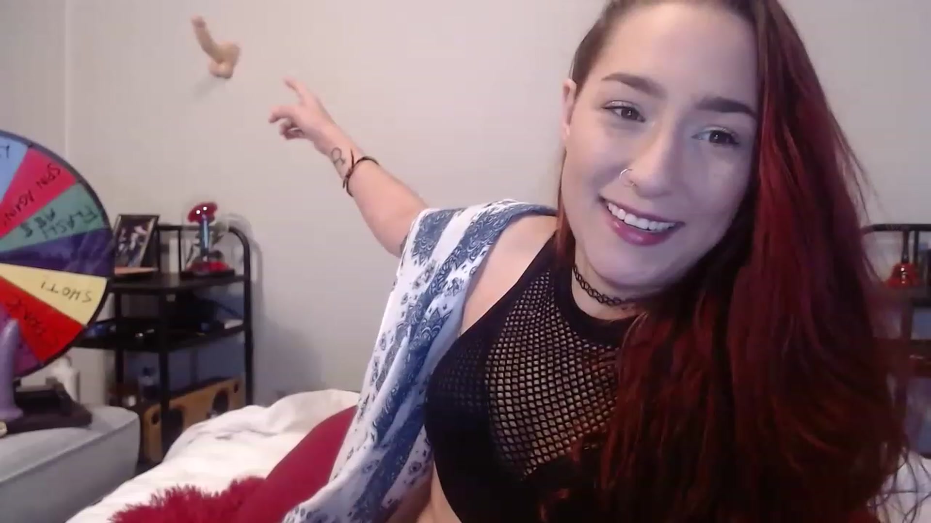 Gallery image thumbnail from Nickyx0x's myfreecams stream on, 12/16/2022, 18:06 image 9 of 20