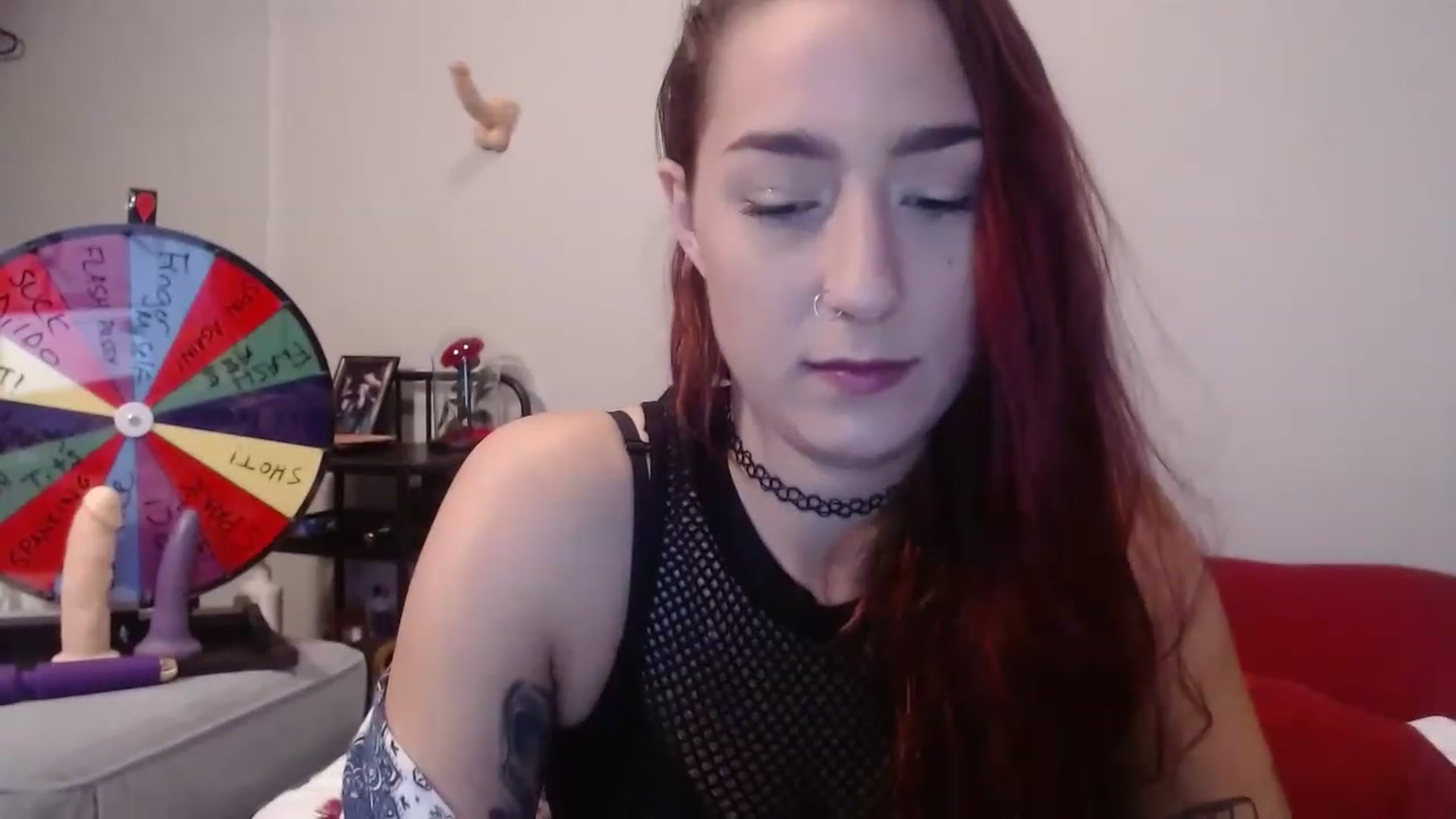 Gallery image thumbnail from Nickyx0x's myfreecams stream on, 12/16/2022, 18:06 image 11 of 20