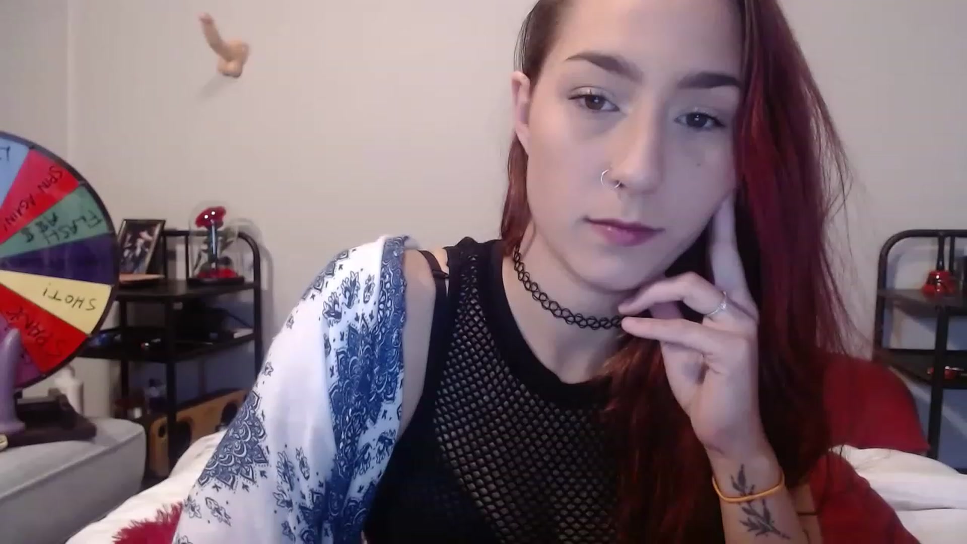 Gallery image thumbnail from Nickyx0x's myfreecams stream on, 12/16/2022, 18:06 image 2 of 20