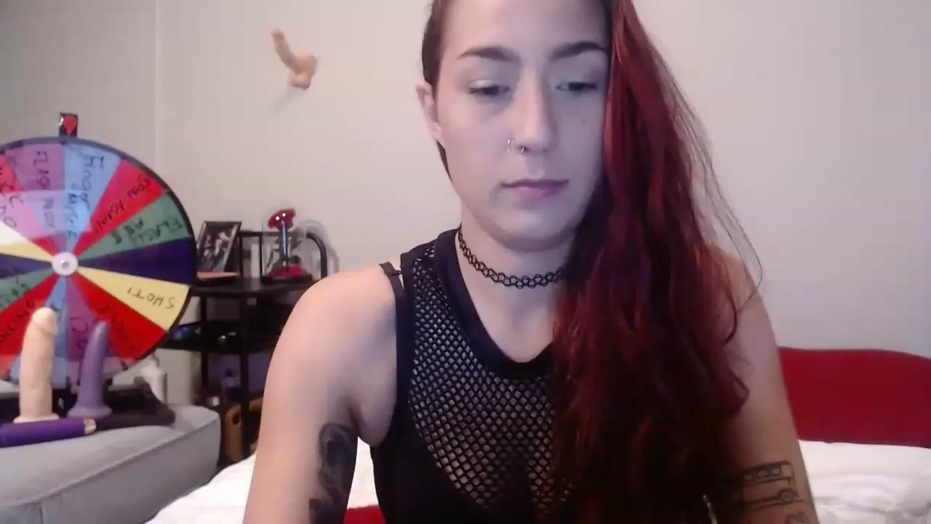 Gallery image thumbnail from Nickyx0x's myfreecams stream on, 12/16/2022, 19:31 image 5 of 20