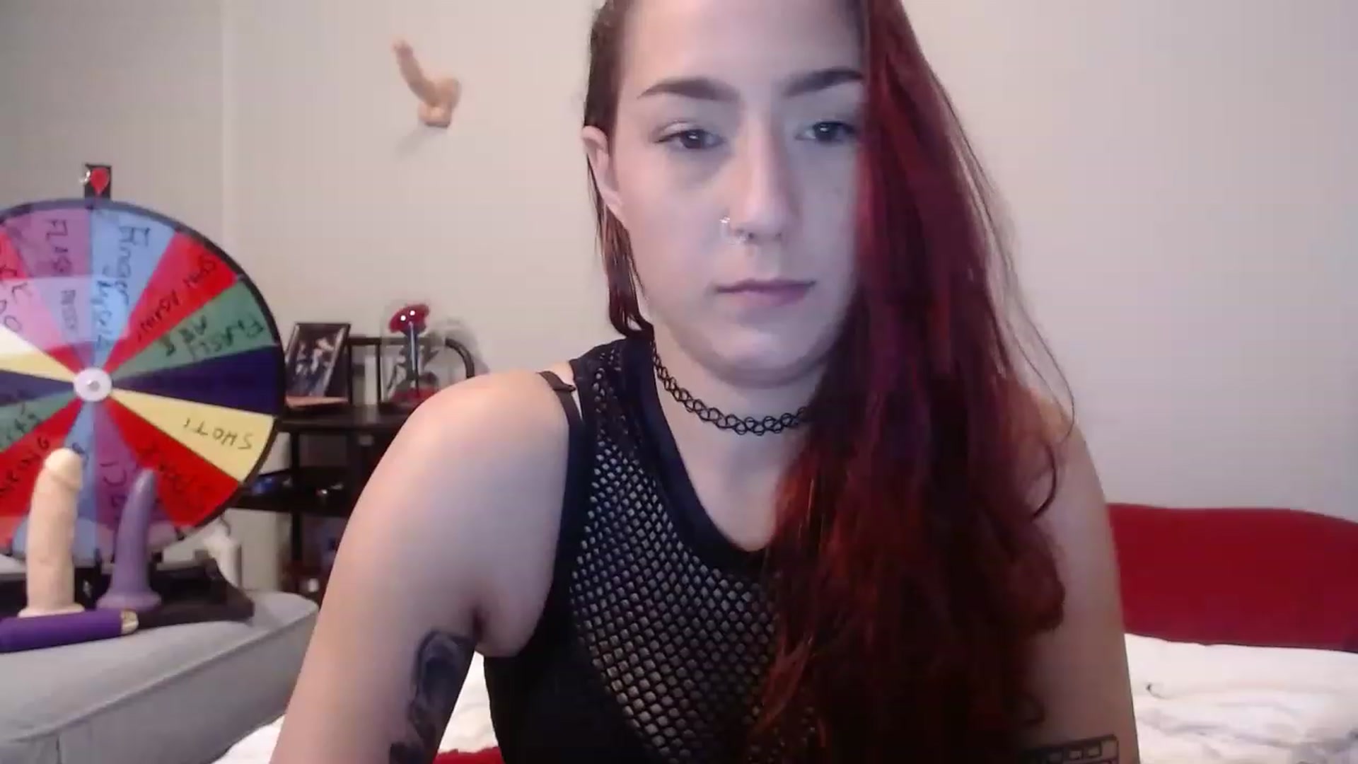 Gallery image thumbnail from Nickyx0x's myfreecams stream on, 12/16/2022, 19:31 image 15 of 20