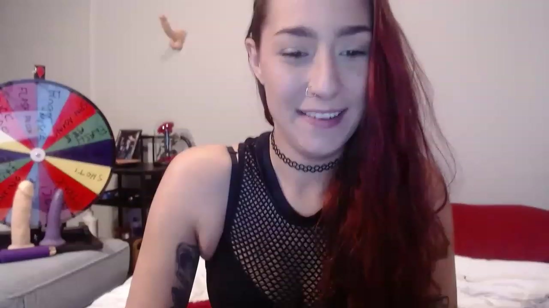 Gallery image thumbnail from Nickyx0x's myfreecams stream on, 12/16/2022, 19:31 image 11 of 20