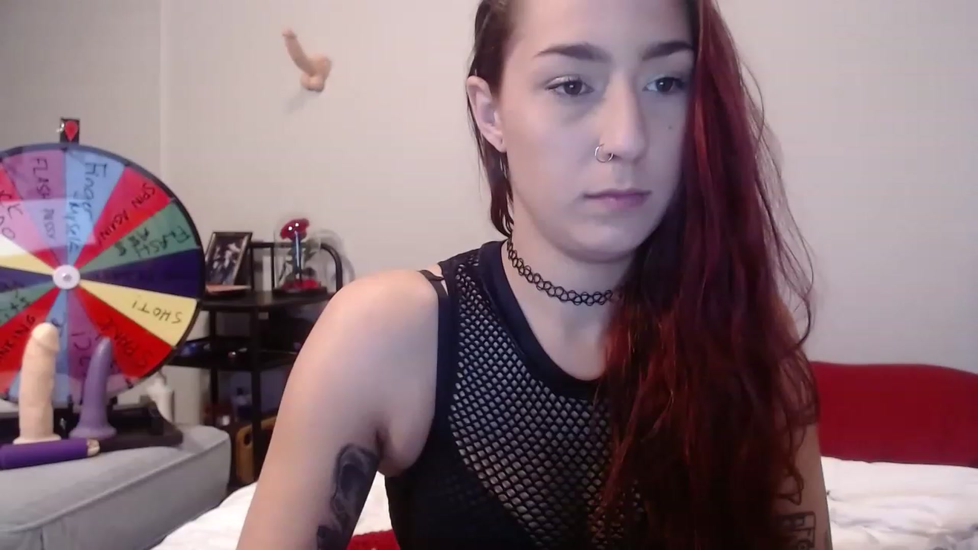 Gallery image thumbnail from Nickyx0x's myfreecams stream on, 12/16/2022, 19:31 image 12 of 20