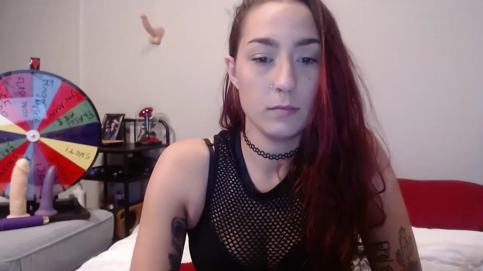 Gallery image thumbnail from Nickyx0x's myfreecams stream on, 12/16/2022, 19:31 image 1 of 20