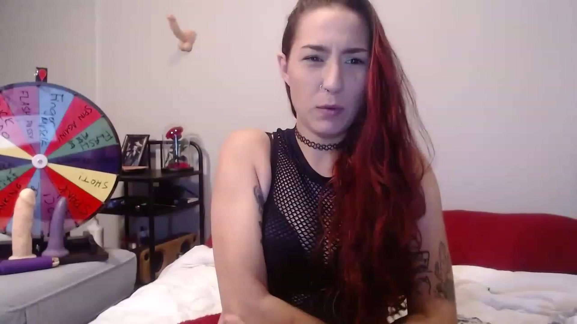 Gallery image thumbnail from Nickyx0x's myfreecams stream on, 12/16/2022, 19:31 image 9 of 20