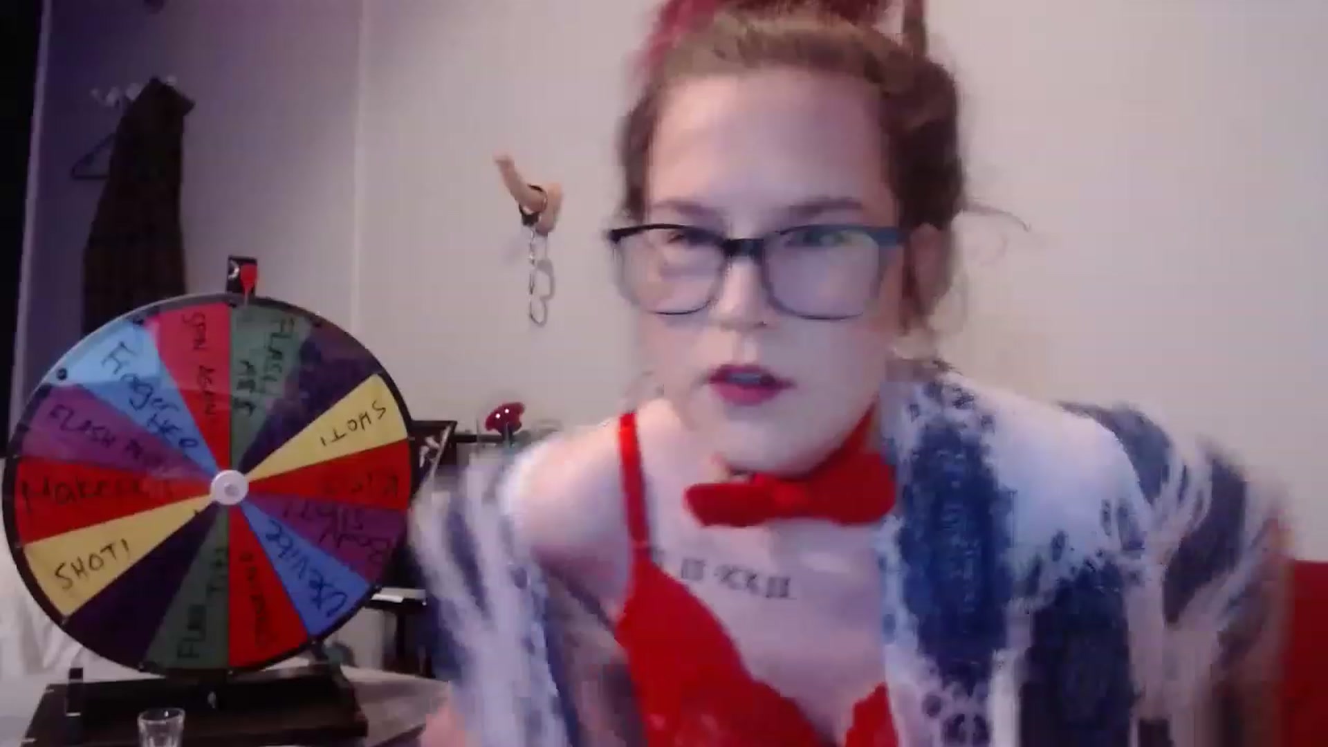Gallery image thumbnail from Nickyx0x's myfreecams stream on, 12/17/2022, 22:54 image 12 of 20