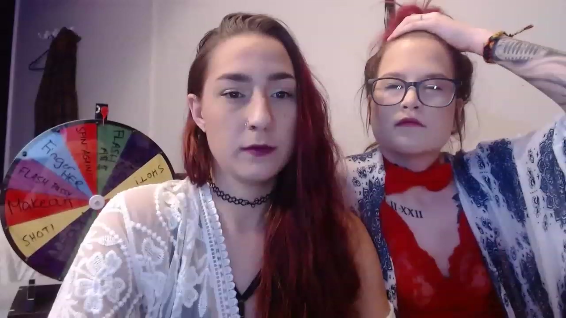 Gallery image thumbnail from Nickyx0x's myfreecams stream on, 12/17/2022, 22:54 image 5 of 20