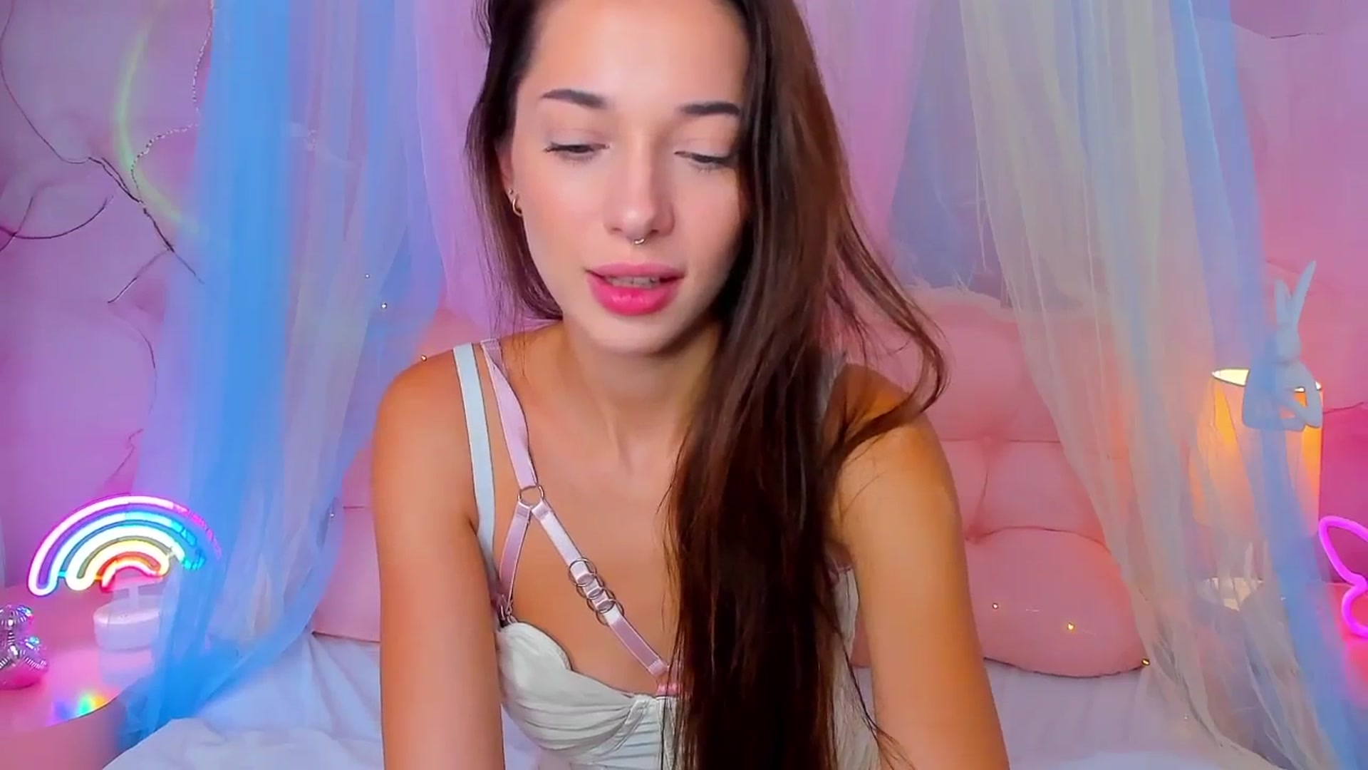 Gallery image thumbnail from NicolYves's myfreecams stream on, 10/22/2025, 12:57 image 14 of 20