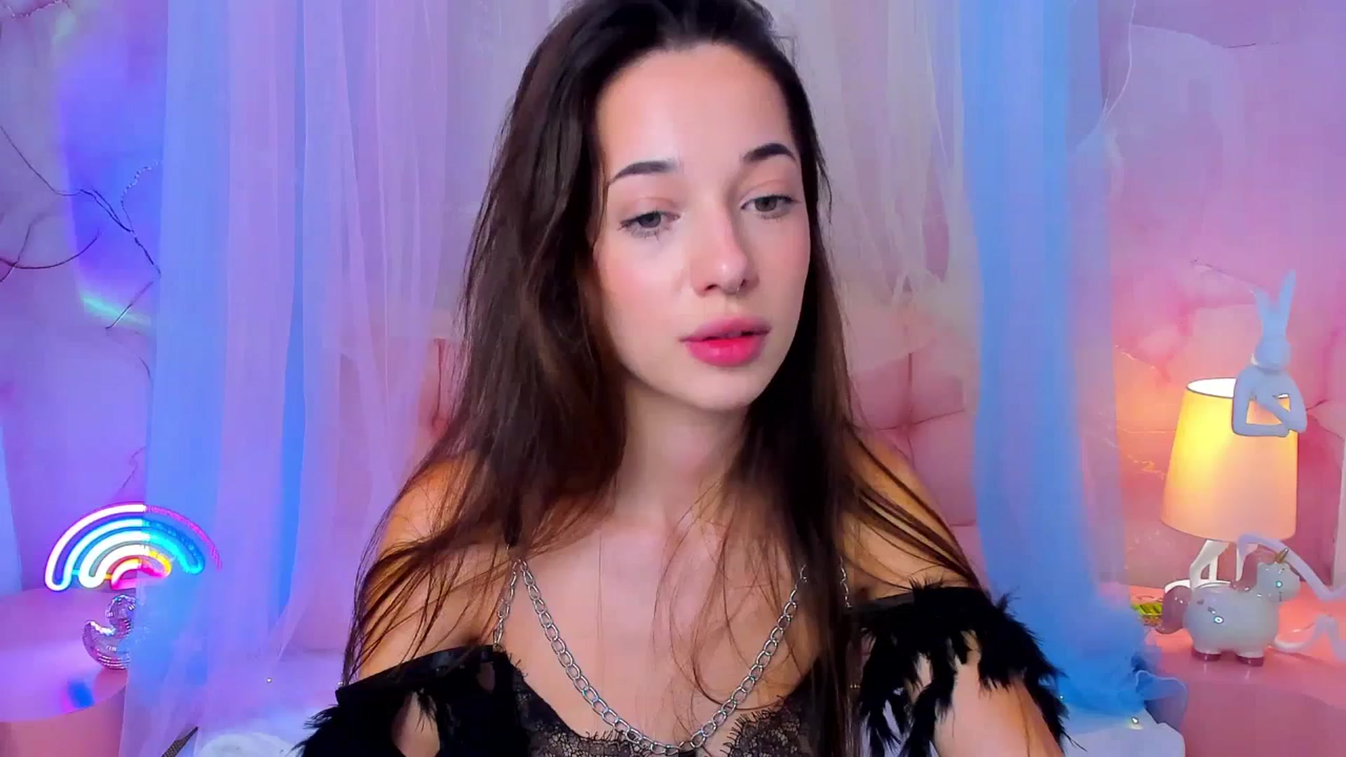 Gallery image thumbnail from NicolYves's myfreecams stream on, 11/28/2025, 17:12 image 16 of 20