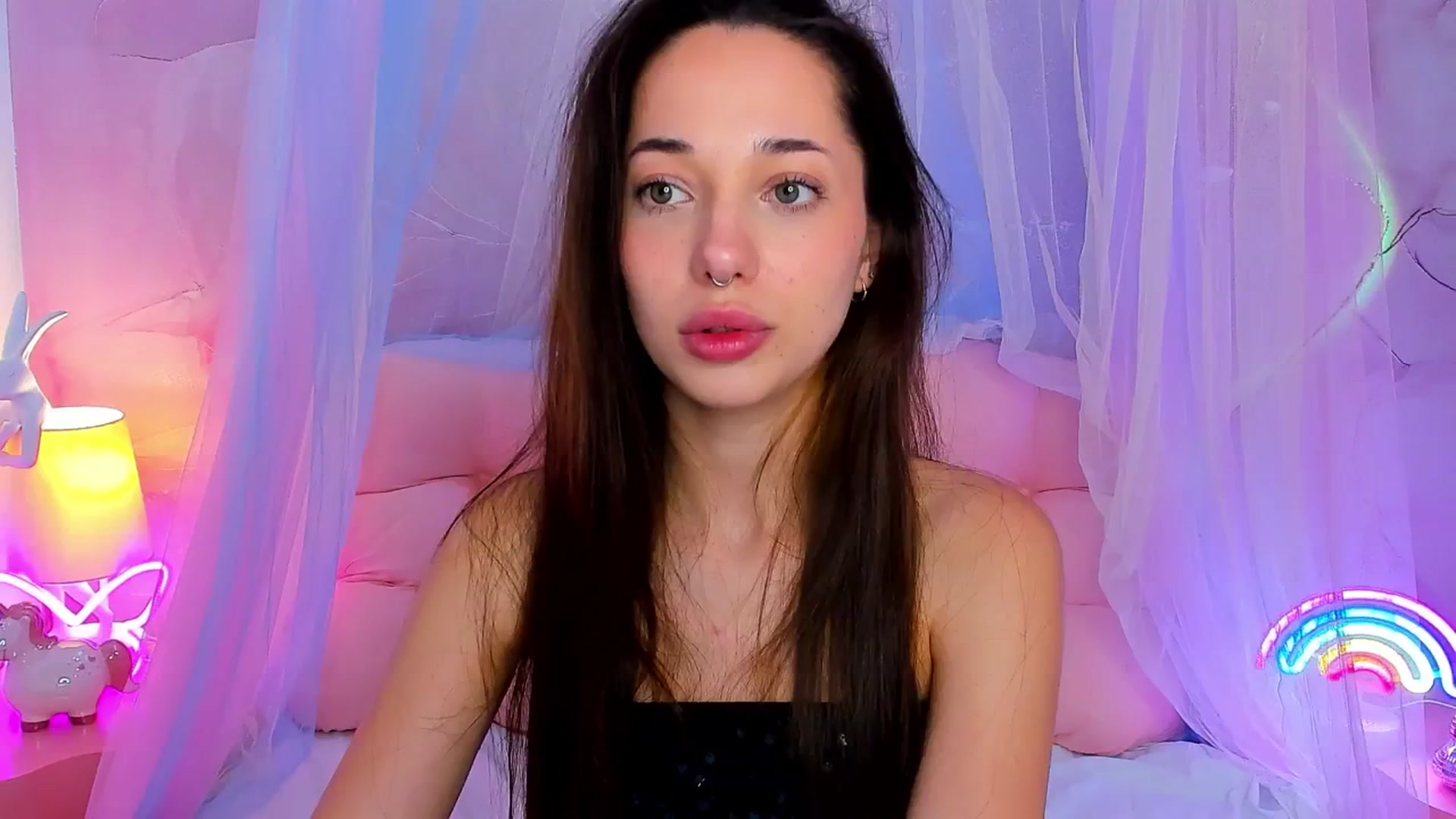 Gallery image thumbnail from NicolYves's myfreecams stream on, 04/12/2026, 14:30 image 3 of 20