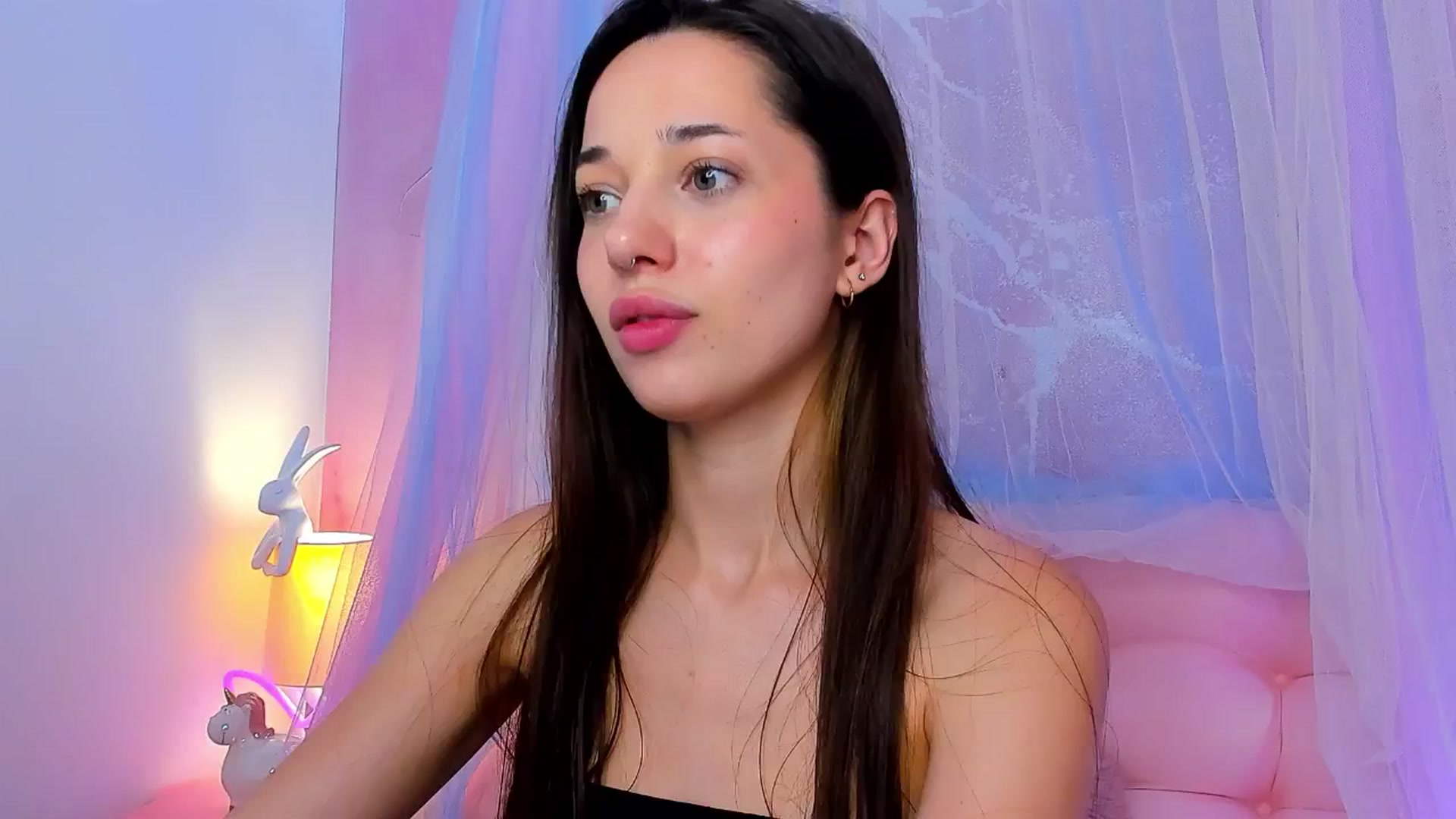 Gallery image thumbnail from NicolYves's myfreecams stream on, 04/12/2026, 17:55 image 11 of 20