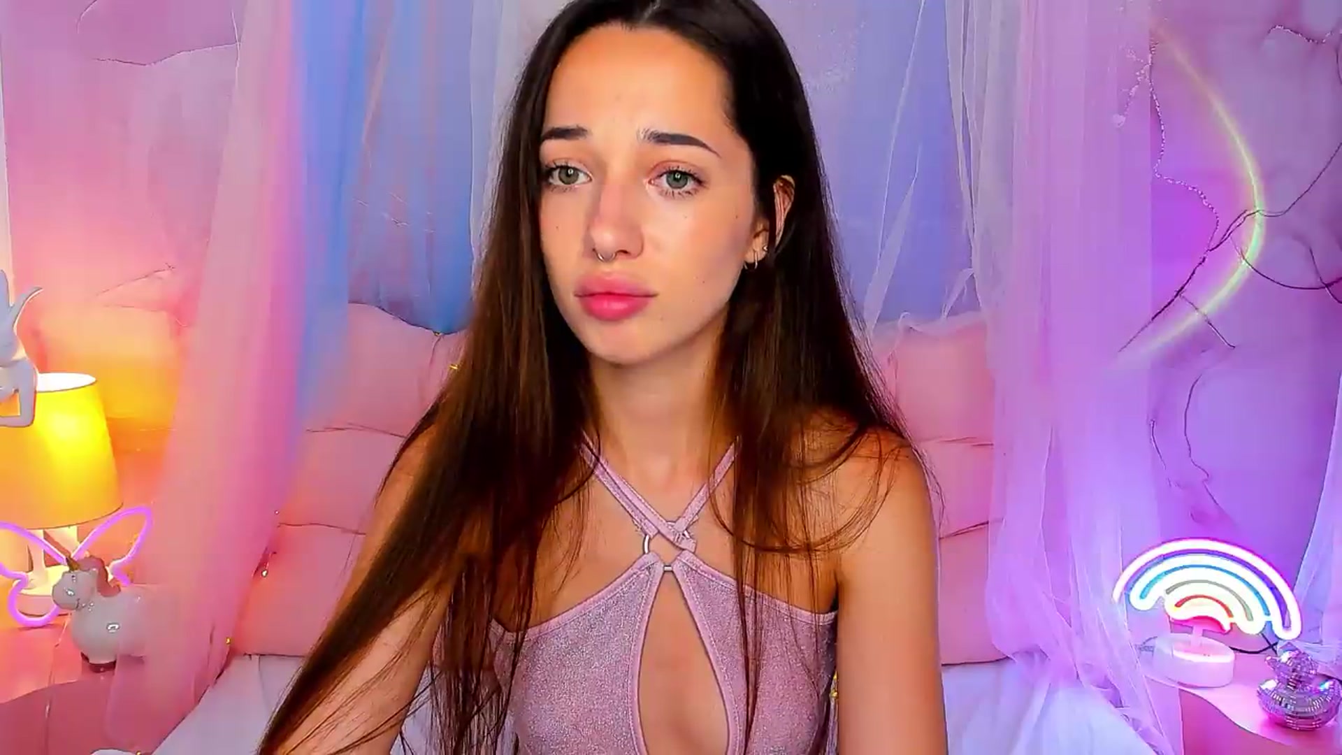 Gallery image thumbnail from NicolYves's myfreecams stream on, 06/25/2026, 15:24 image 16 of 20