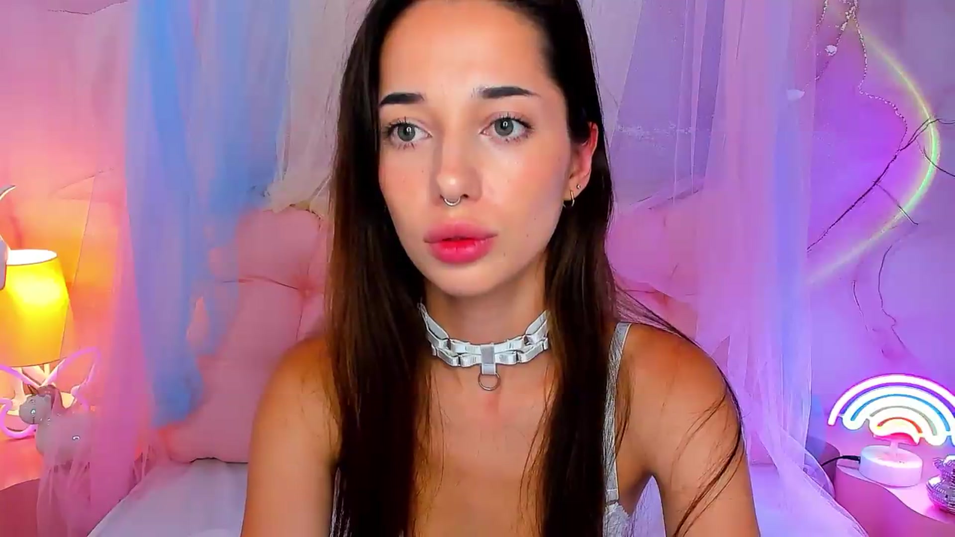 Gallery image thumbnail from NicolYves's myfreecams stream on, 07/10/2026, 16:56 image 17 of 20