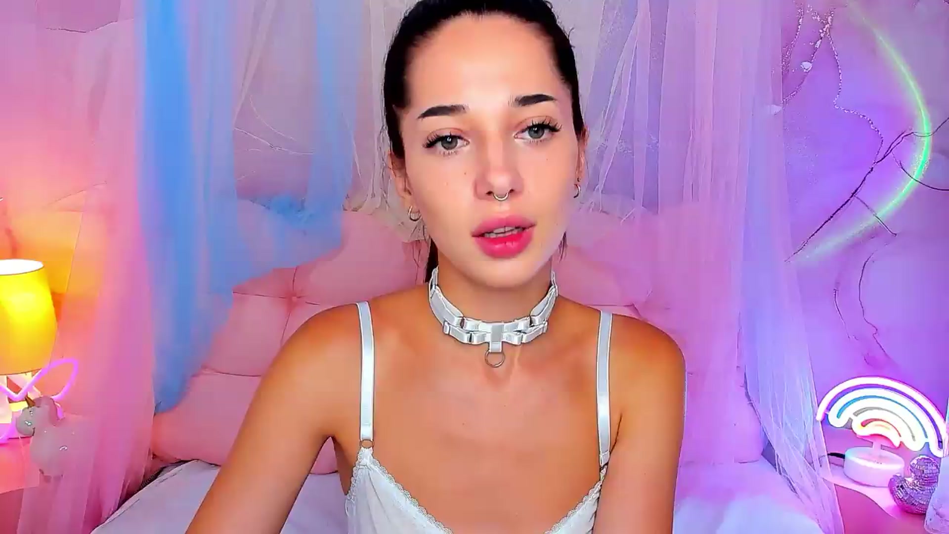 Gallery image thumbnail from NicolYves's myfreecams stream on, 07/19/2026, 16:15 image 10 of 20