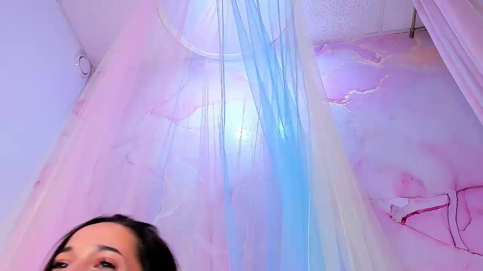 Gallery image thumbnail from NicolYves's myfreecams stream on, 08/09/2026, 19:06 image 17 of 20