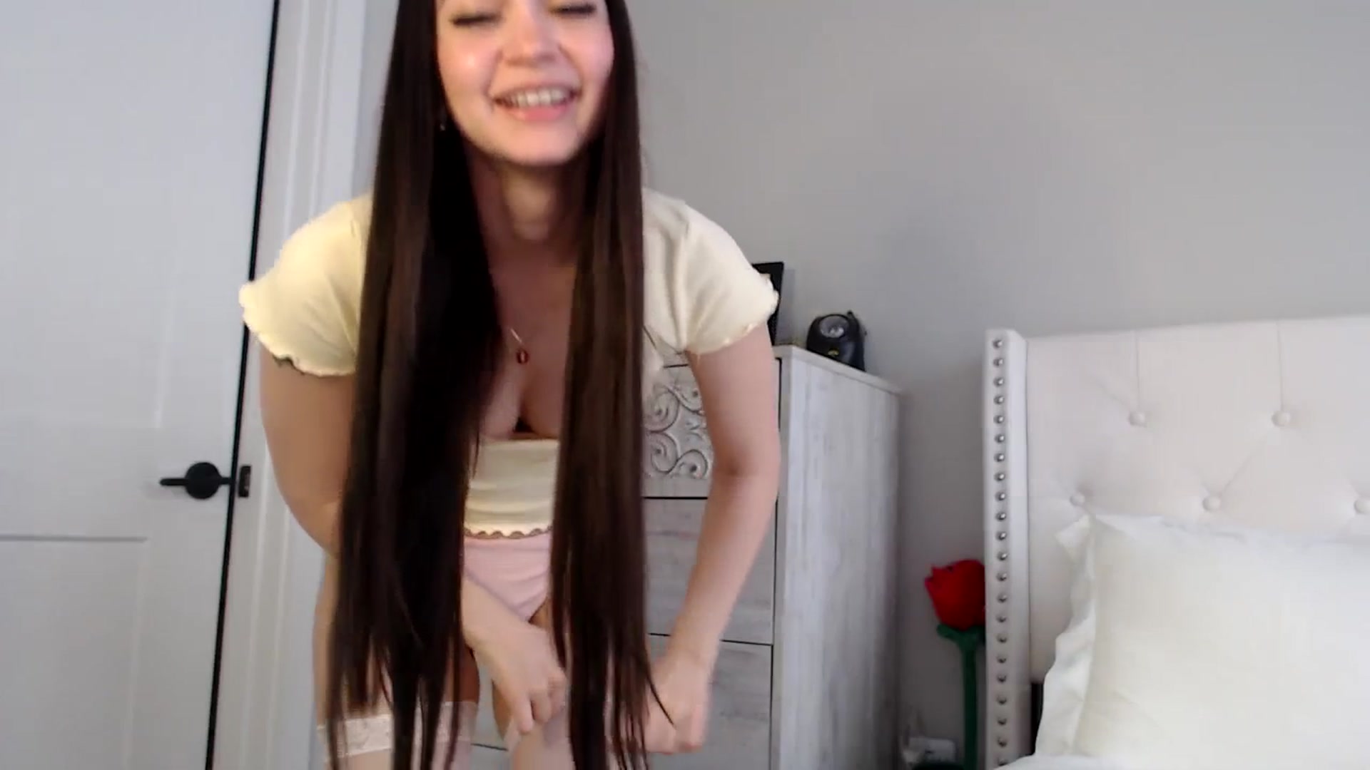 Gallery image thumbnail from NicoleAngelll's myfreecams stream on, 04/11/2024, 19:10 image 10 of 20