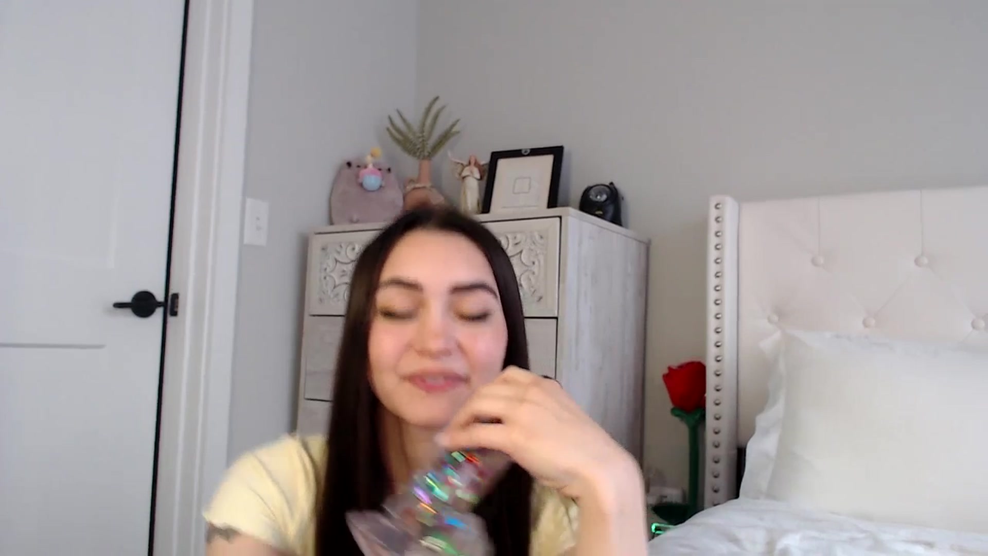 Gallery image thumbnail from NicoleAngelll's myfreecams stream on, 04/11/2024, 19:10 image 15 of 20