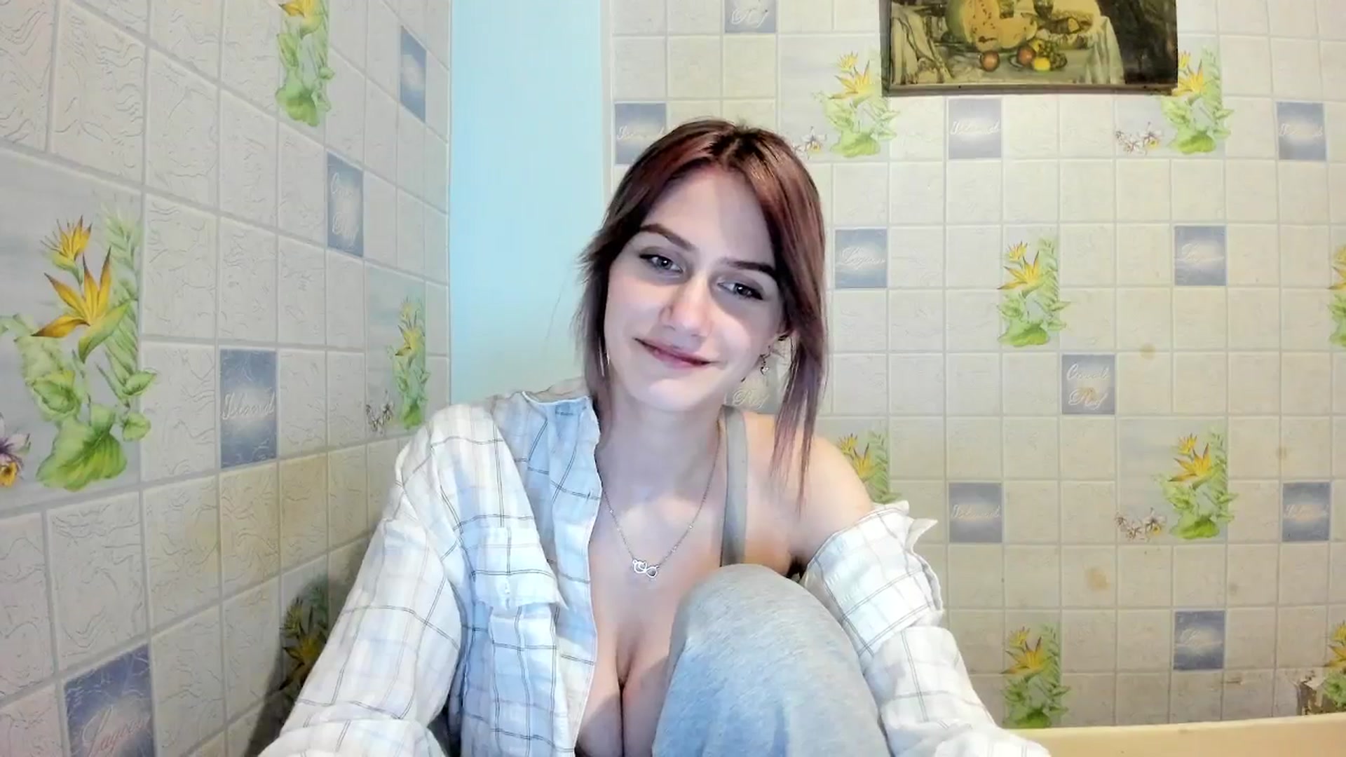 Gallery image thumbnail from NicoleDaviss's myfreecams stream on, 02/10/2026, 03:17 image 18 of 20