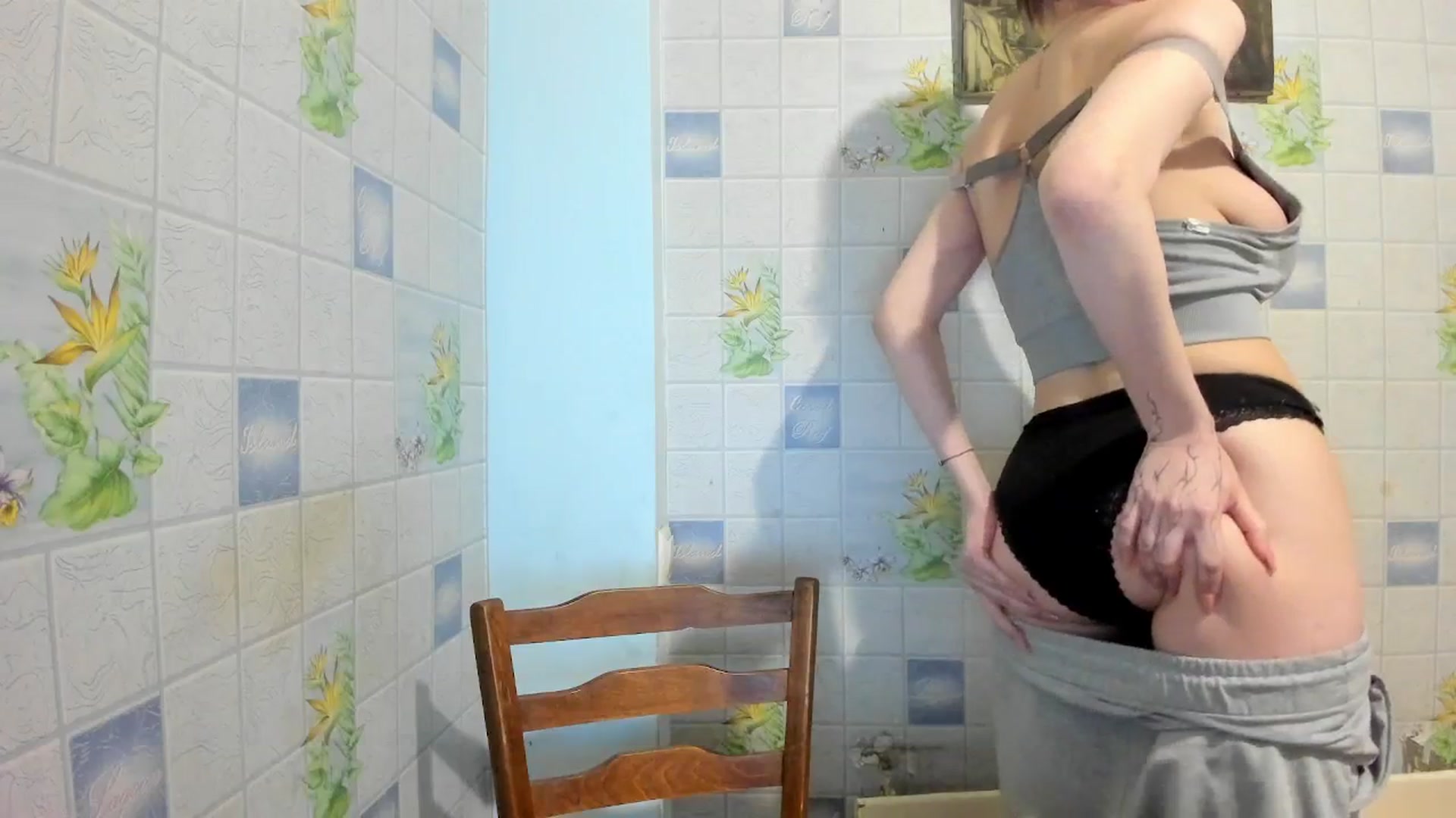 Gallery image thumbnail from NicoleDaviss's myfreecams stream on, 02/10/2026, 03:17 image 11 of 20