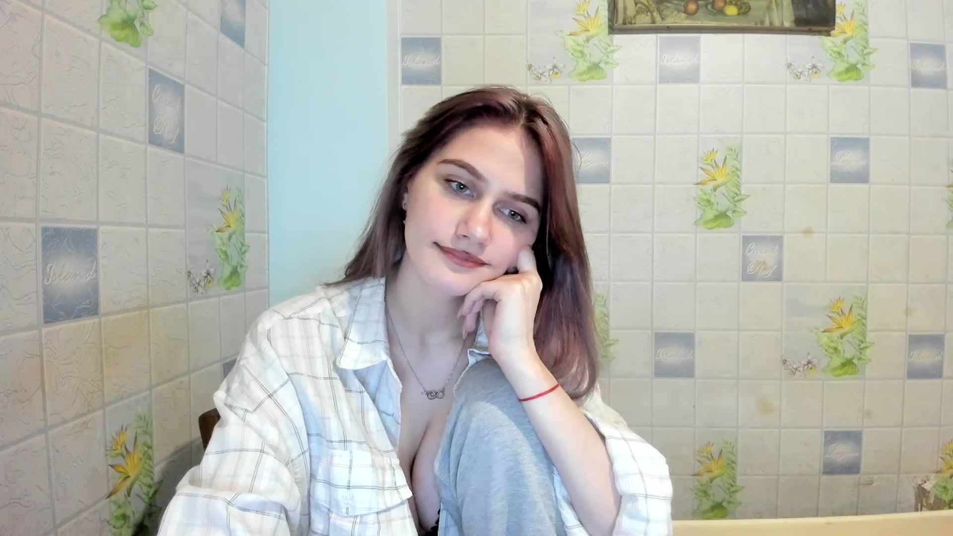 Gallery image thumbnail from NicoleDaviss's myfreecams stream on, 02/11/2026, 24:43 image 15 of 20