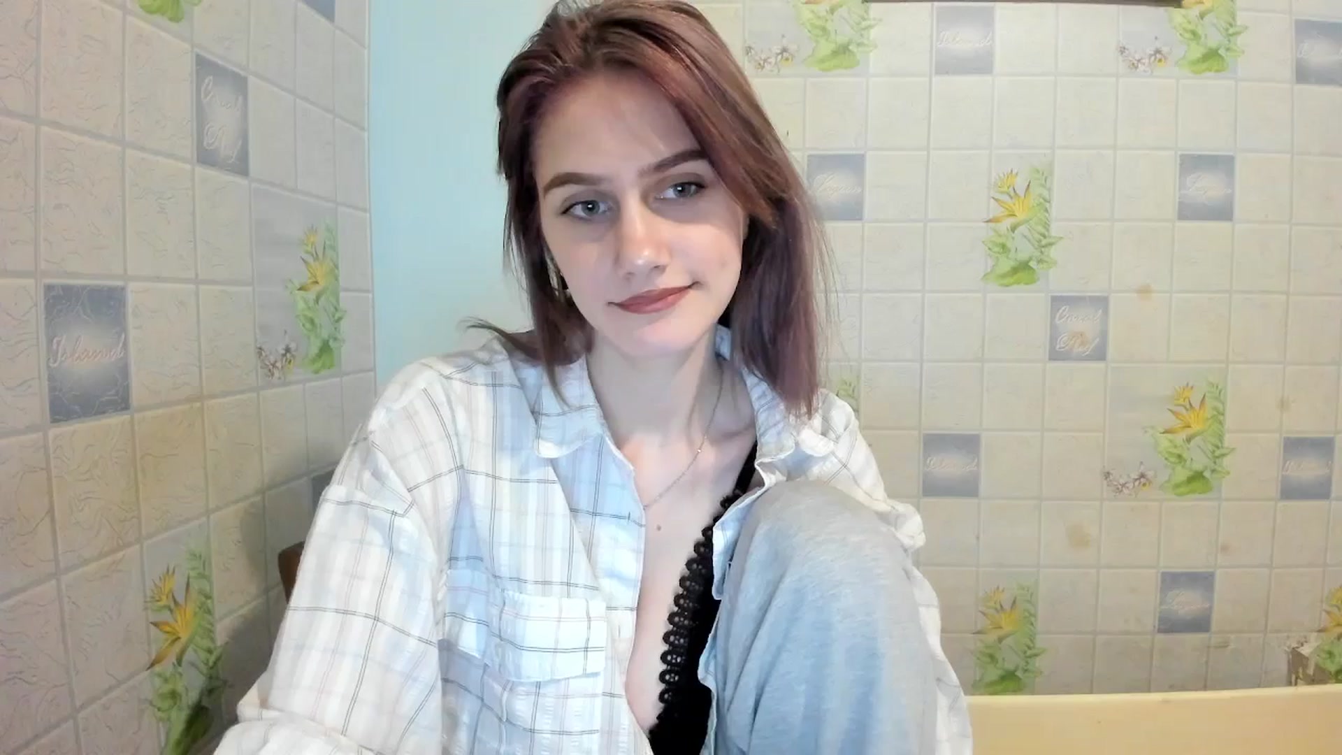 Gallery image thumbnail from NicoleDaviss's myfreecams stream on, 02/11/2026, 24:43 image 1 of 20
