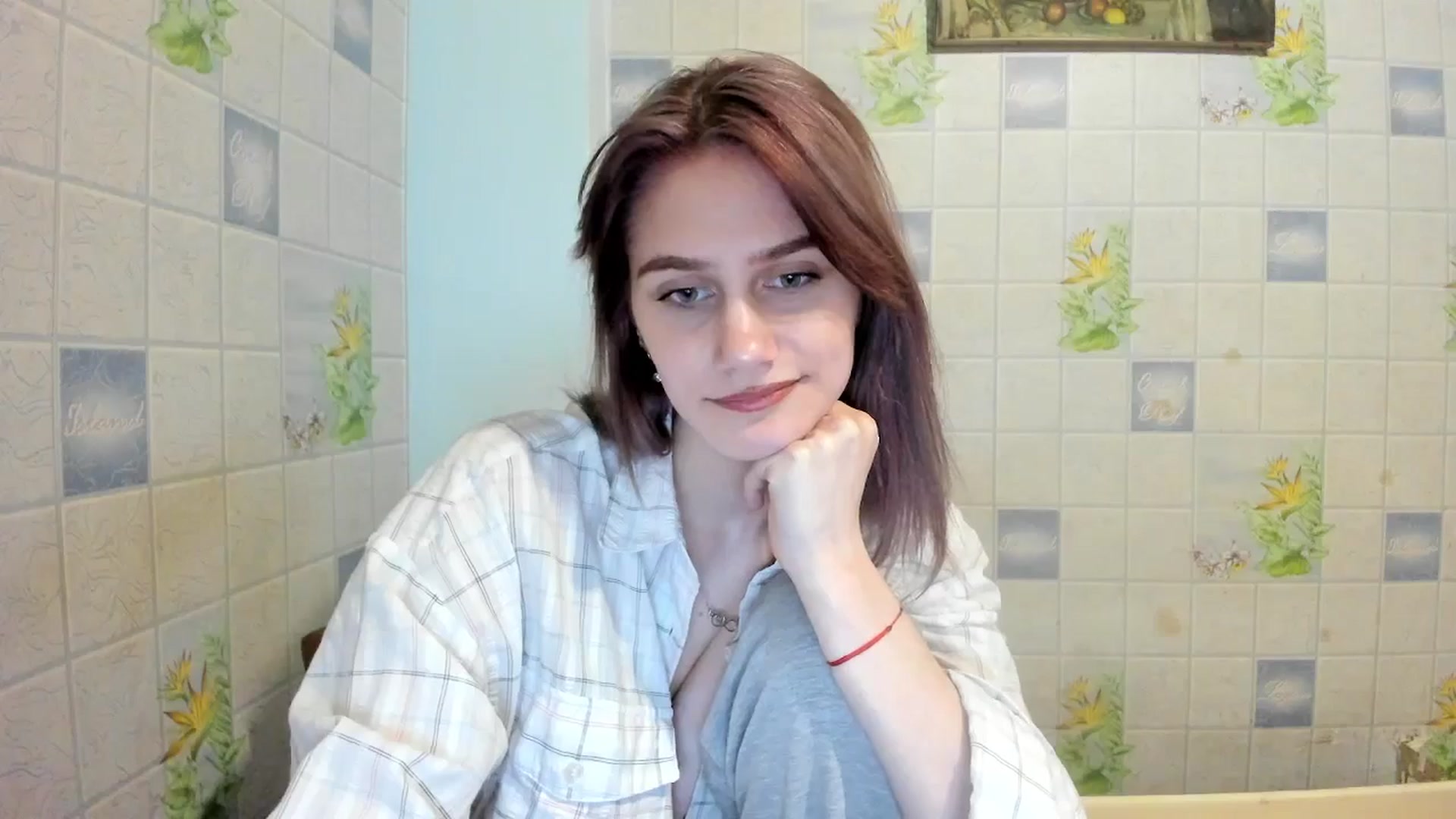 Gallery image thumbnail from NicoleDaviss's myfreecams stream on, 02/11/2026, 24:43 image 19 of 20