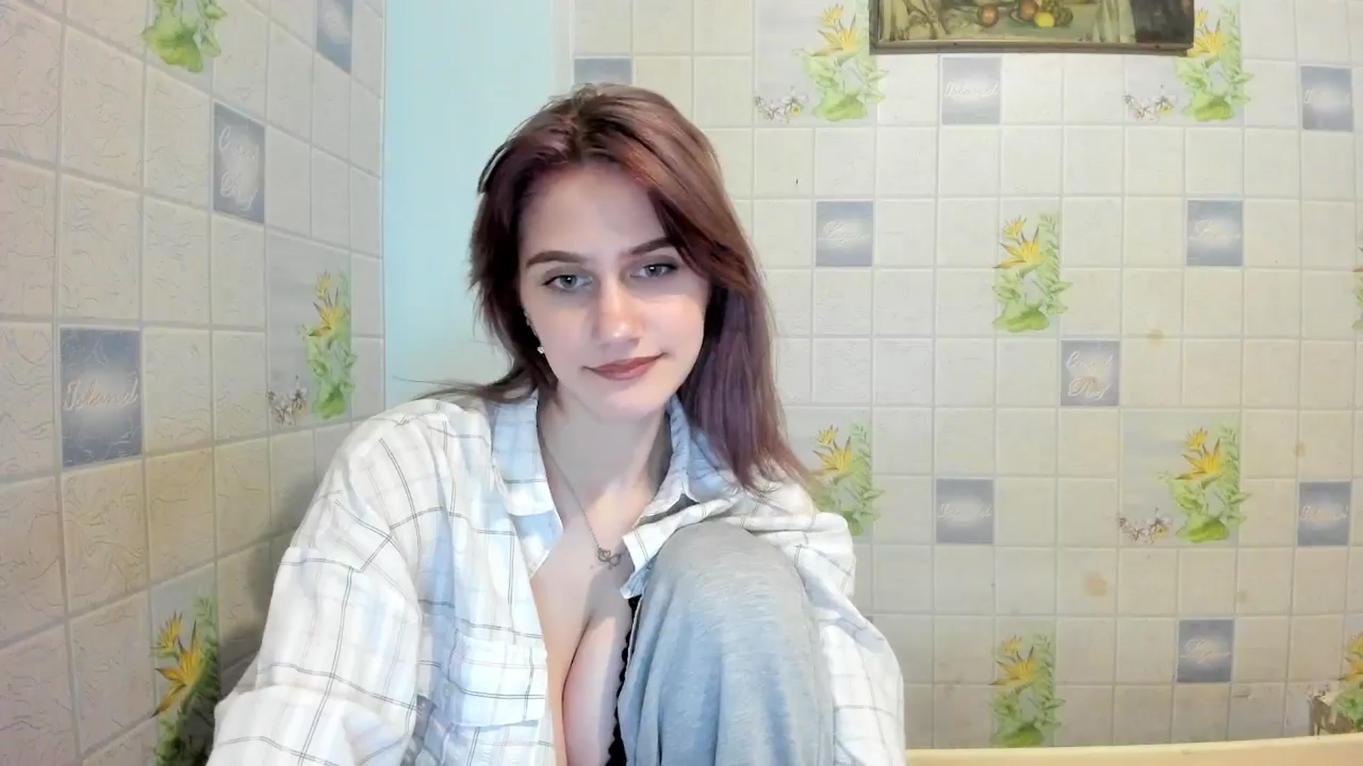 Gallery image thumbnail from NicoleDaviss's myfreecams stream on, 02/11/2026, 24:43 image 6 of 20
