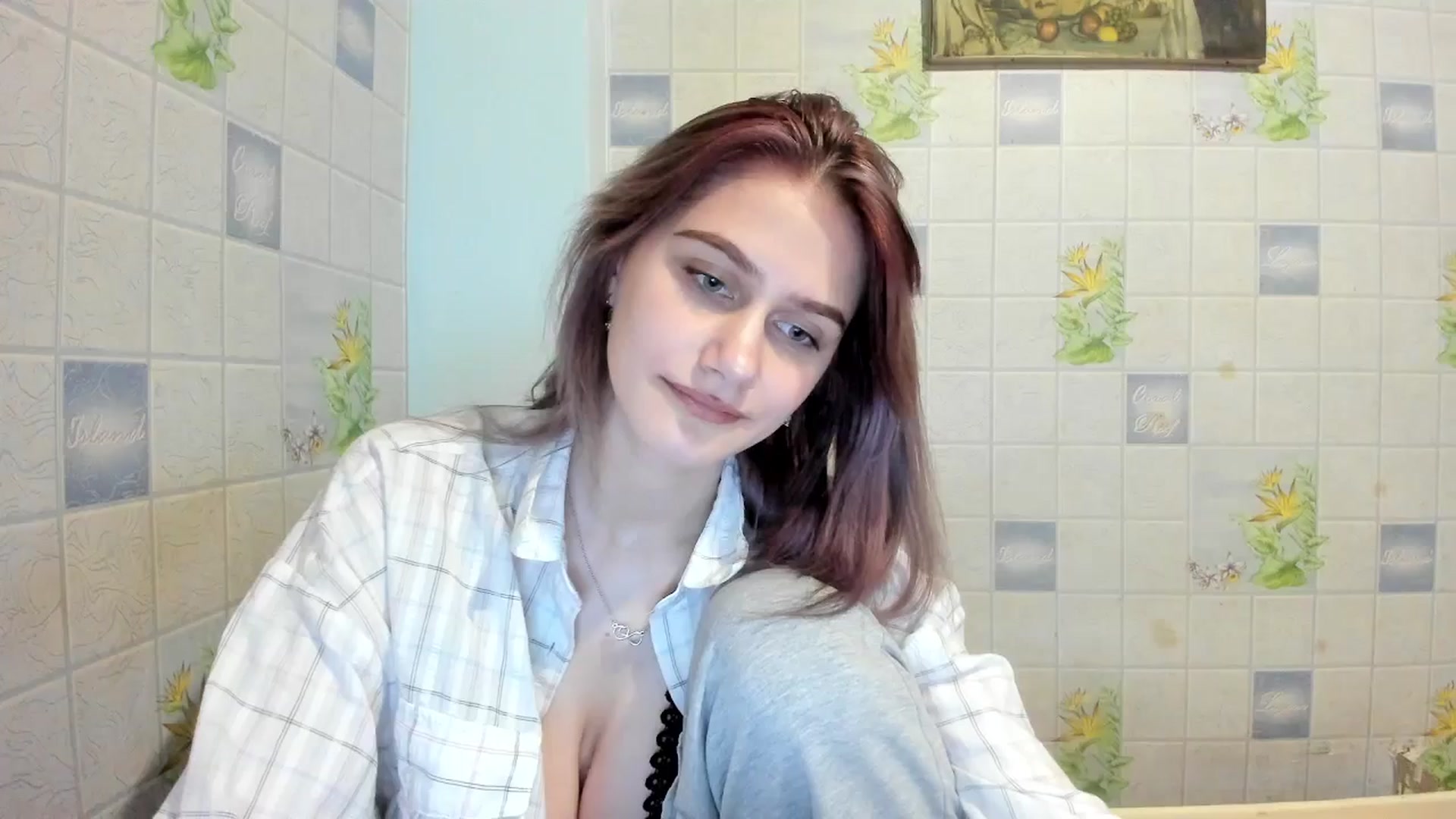 Gallery image thumbnail from NicoleDaviss's myfreecams stream on, 02/11/2026, 04:11 image 9 of 20