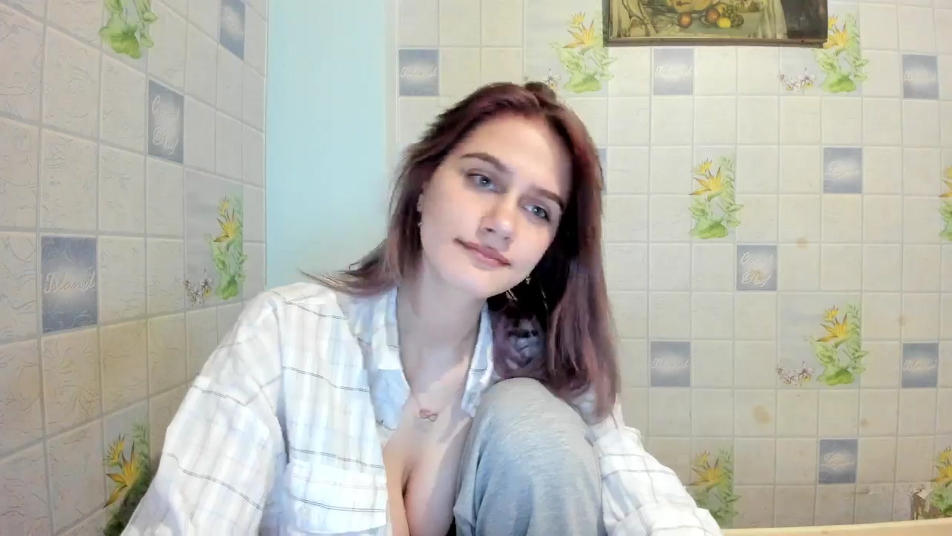 Gallery image thumbnail from NicoleDaviss's myfreecams stream on, 02/11/2026, 04:11 image 4 of 20