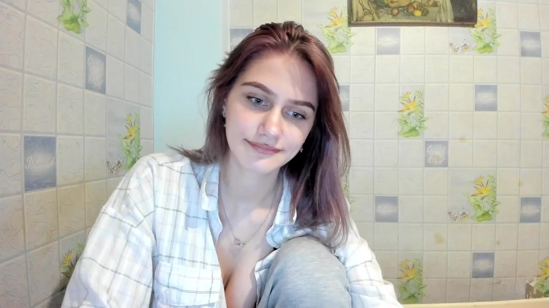 Gallery image thumbnail from NicoleDaviss's myfreecams stream on, 02/11/2026, 04:11 image 1 of 20