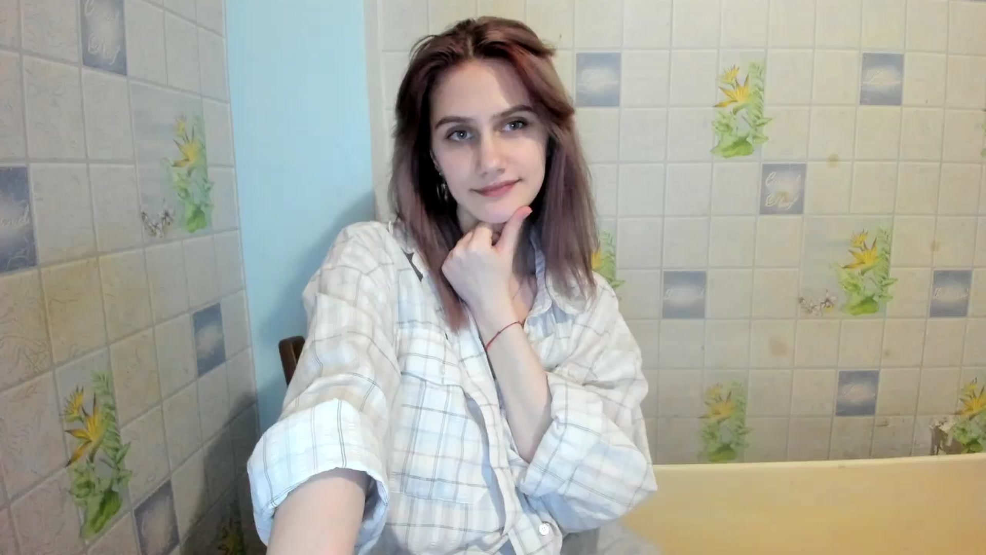 Gallery image thumbnail from NicoleDaviss's myfreecams stream on, 02/12/2026, 03:52 image 18 of 20