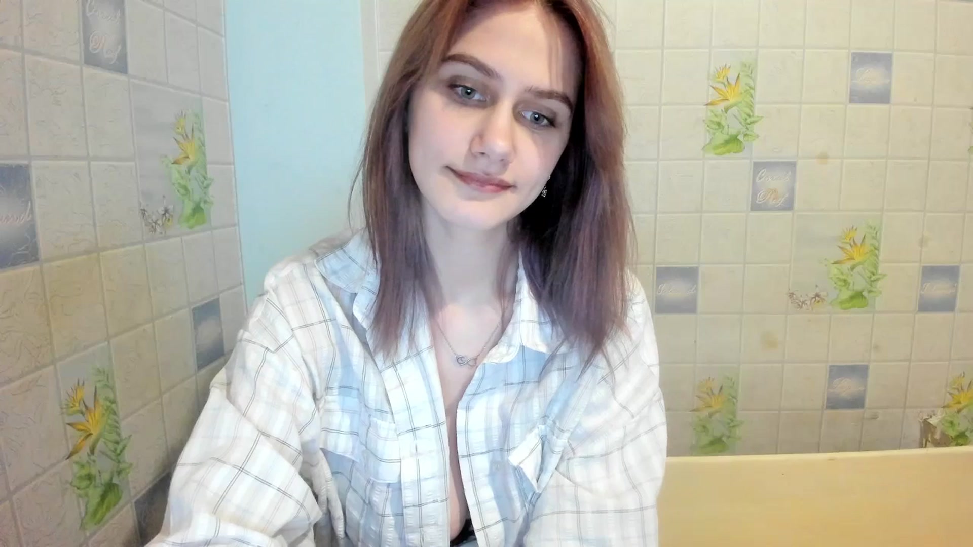 Gallery image thumbnail from NicoleDaviss's myfreecams stream on, 02/12/2026, 03:52 image 13 of 20