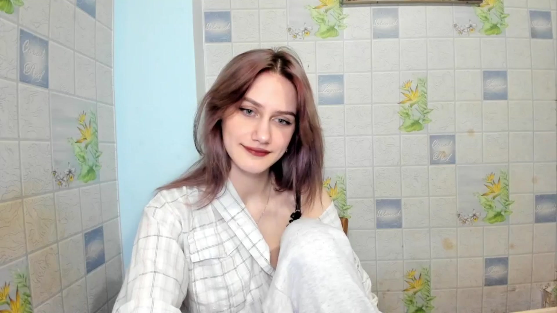 Gallery image thumbnail from NicoleDaviss's myfreecams stream on, 02/15/2026, 21:47 image 4 of 20