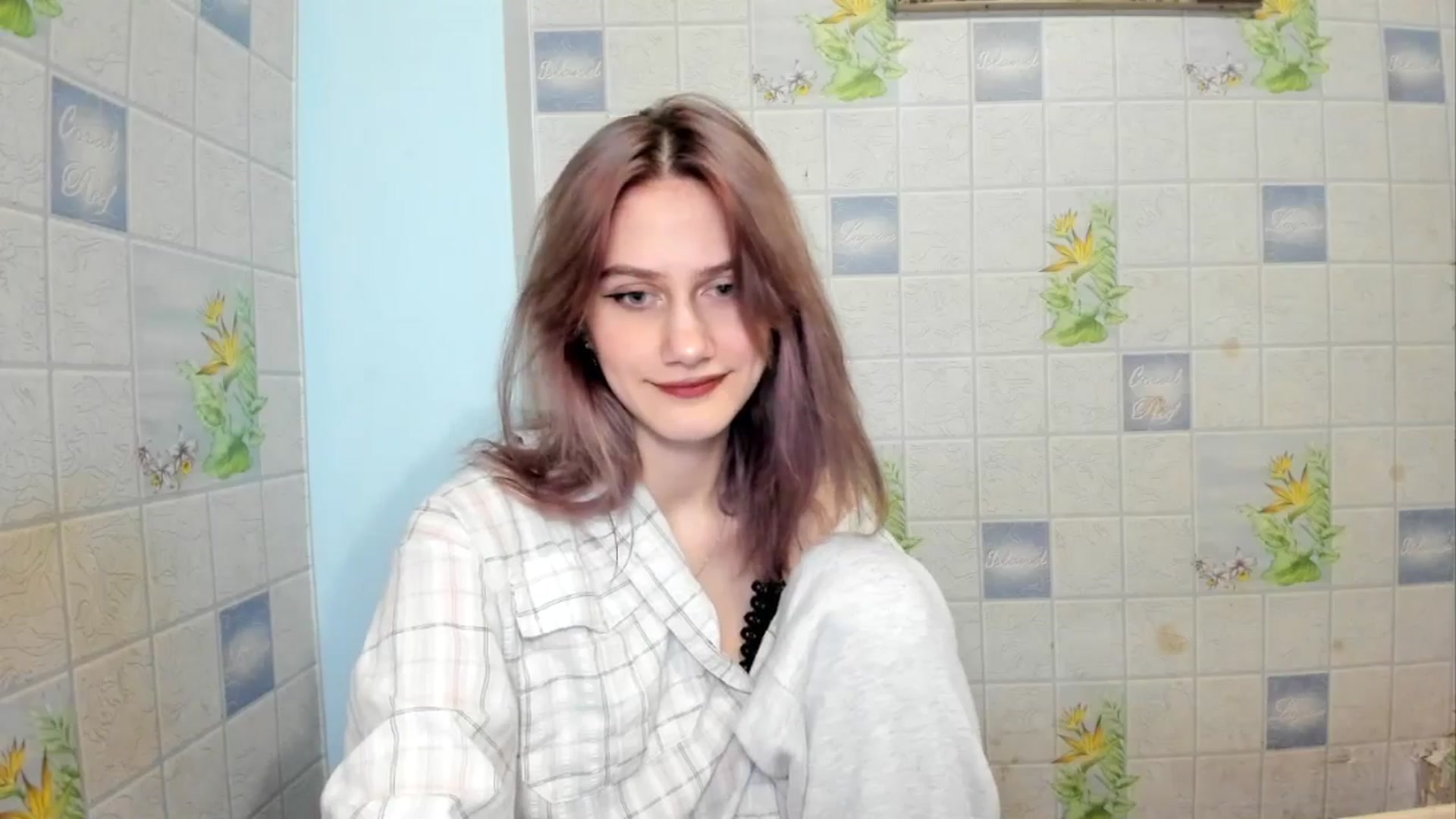 Gallery image thumbnail from NicoleDaviss's myfreecams stream on, 02/15/2026, 21:47 image 10 of 20
