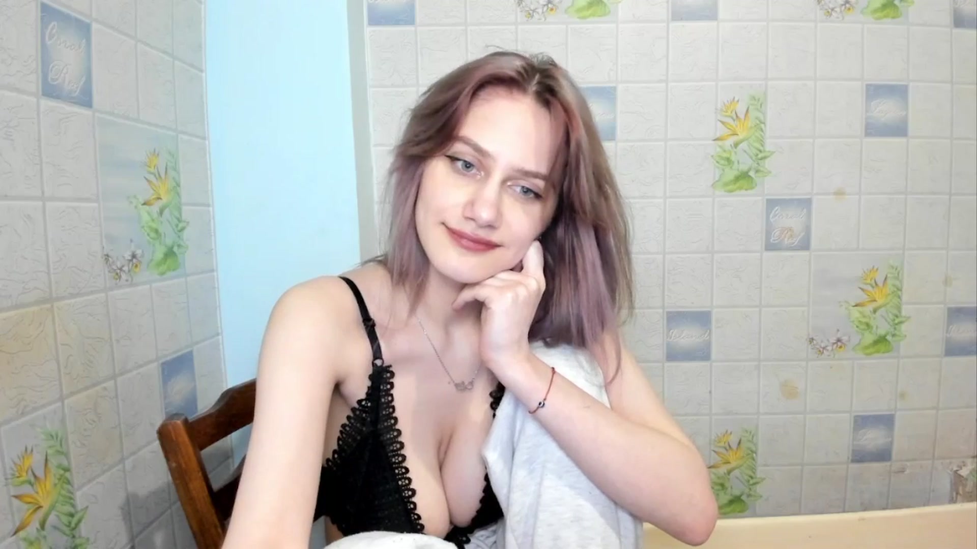 Gallery image thumbnail from NicoleDaviss's myfreecams stream on, 02/16/2026, 03:52 image 14 of 20