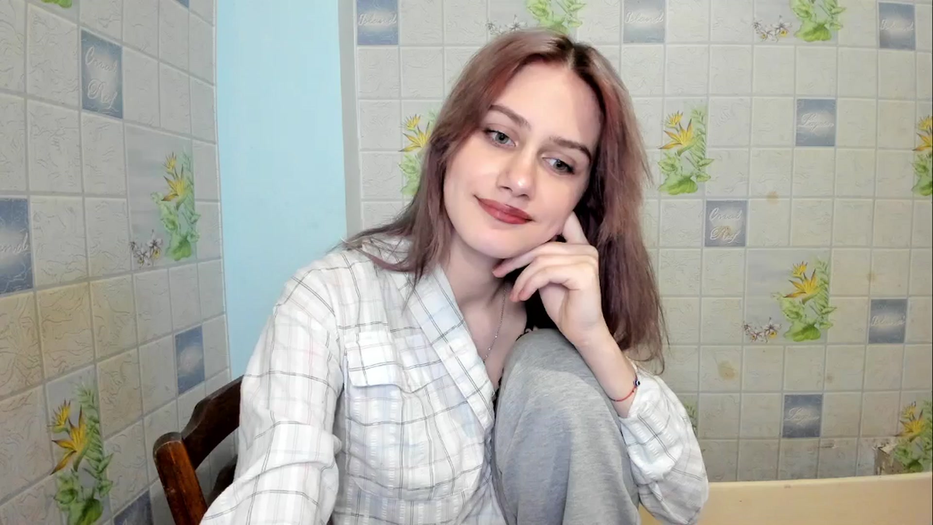 Gallery image thumbnail from NicoleDaviss's myfreecams stream on, 02/17/2026, 21:56 image 2 of 20