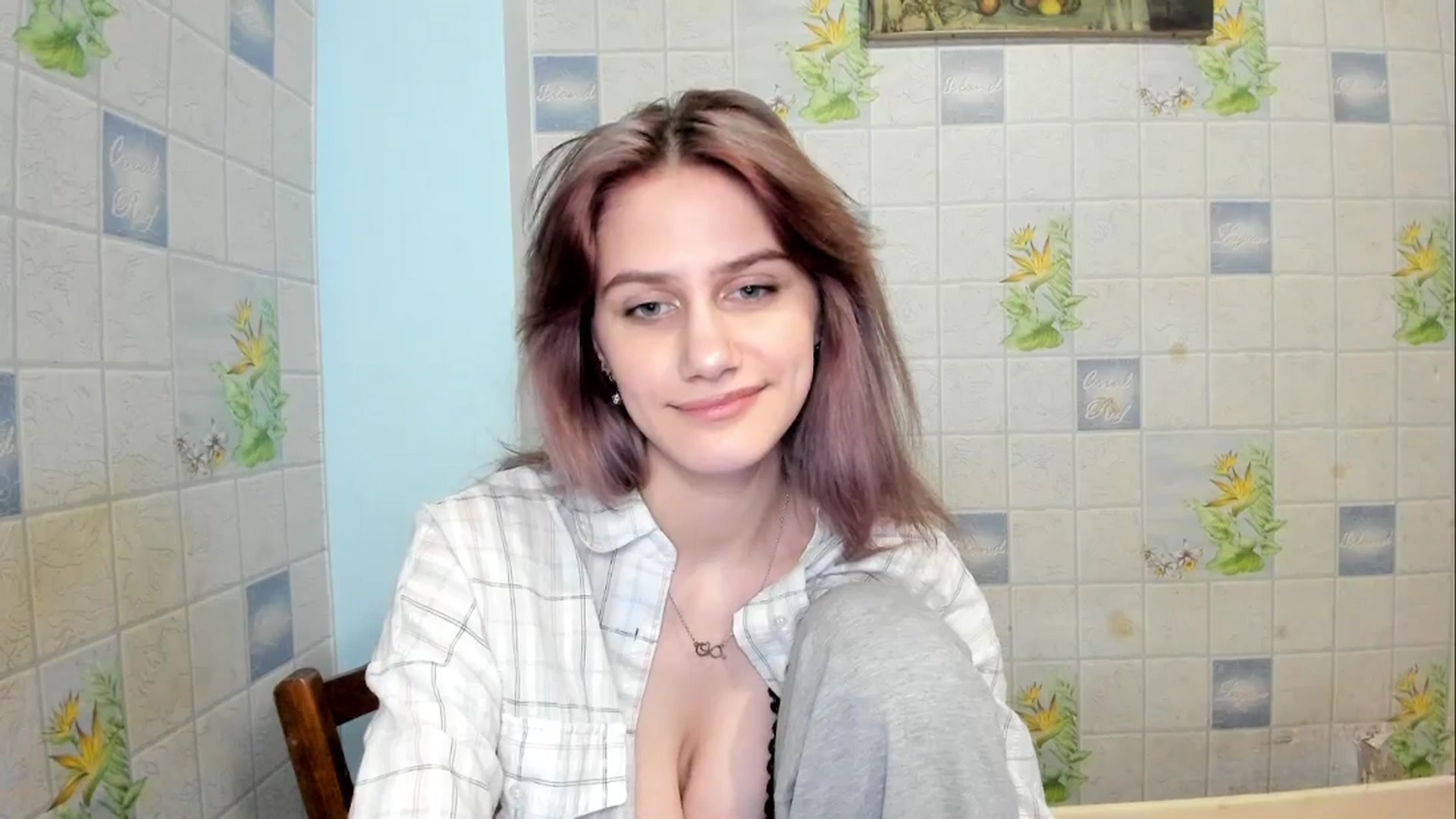 Gallery image thumbnail from NicoleDaviss's myfreecams stream on, 02/18/2026, 03:34 image 19 of 20