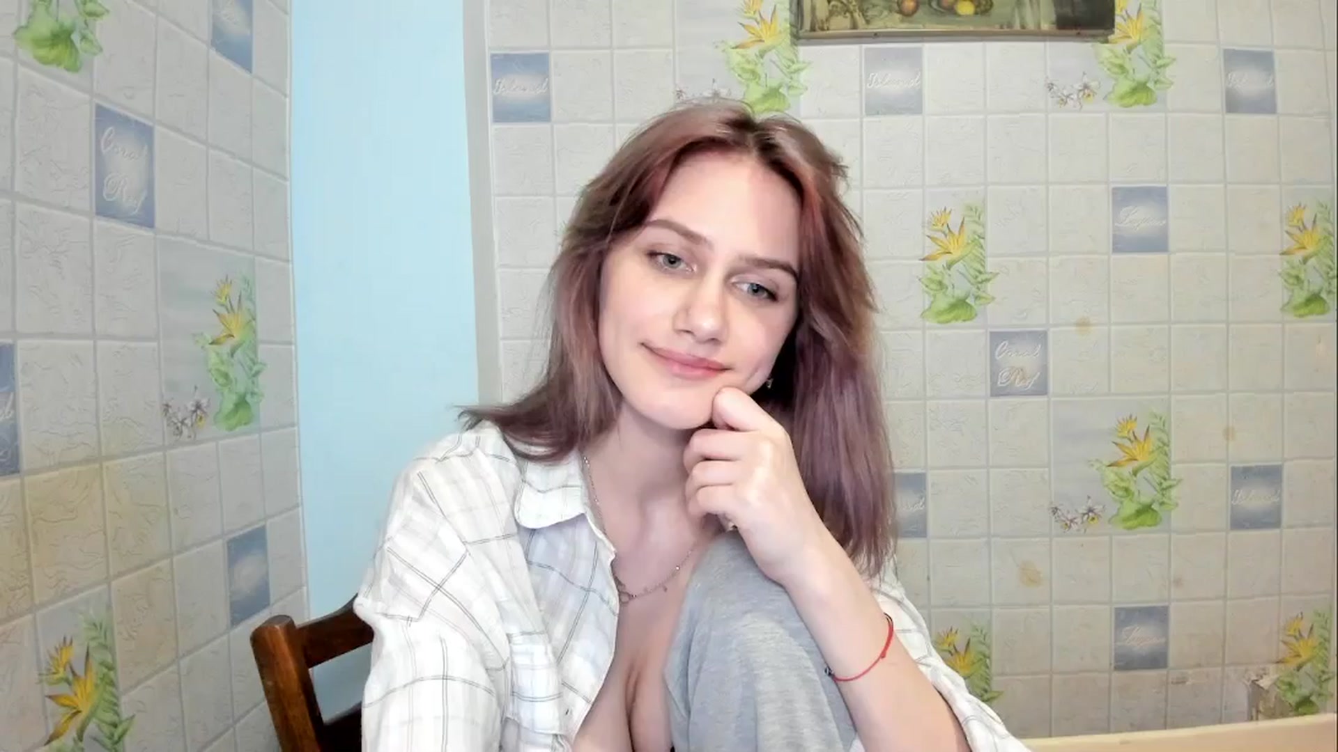 Gallery image thumbnail from NicoleDaviss's myfreecams stream on, 02/18/2026, 03:34 image 1 of 20